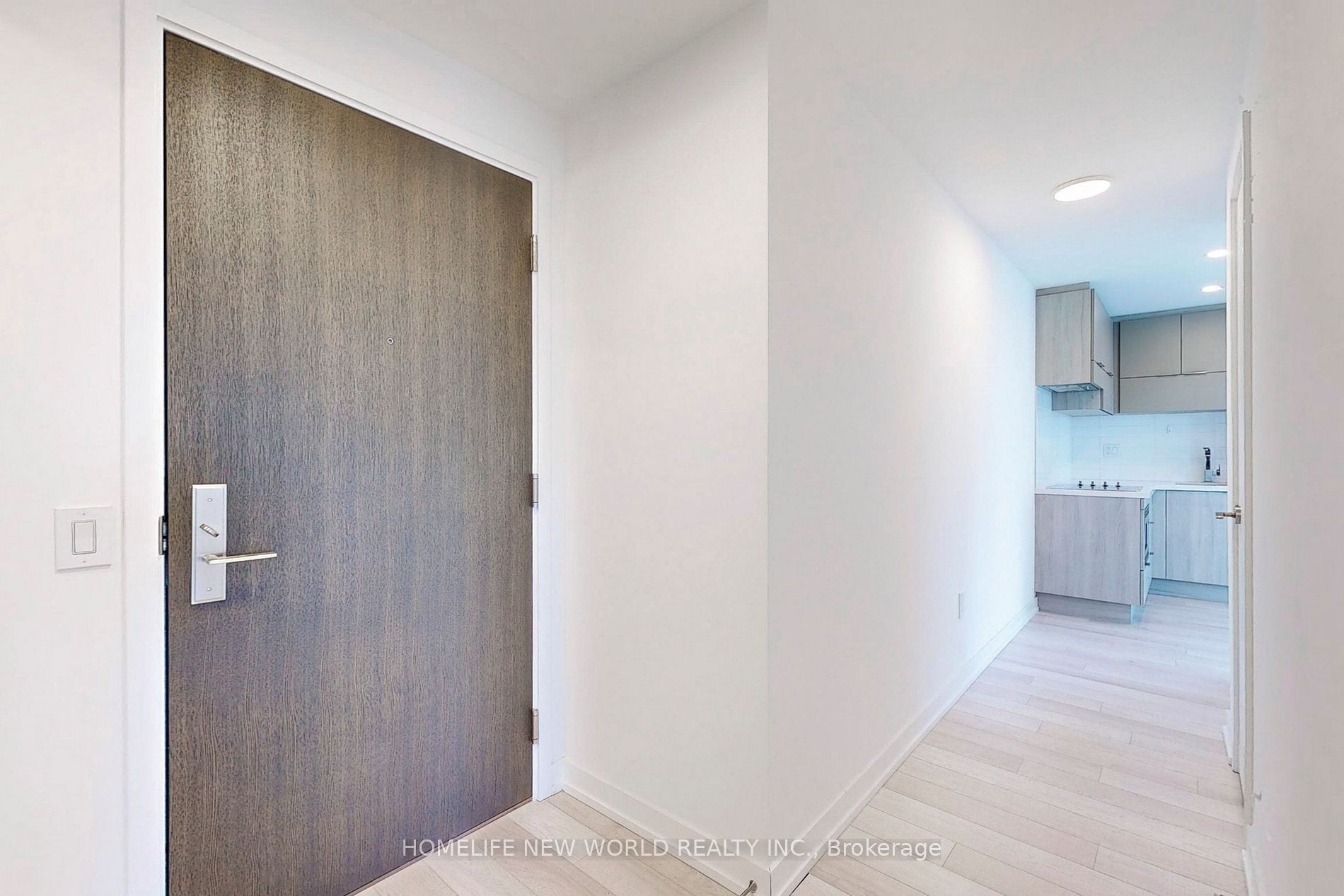 39 Roehampton Avenue, #2708