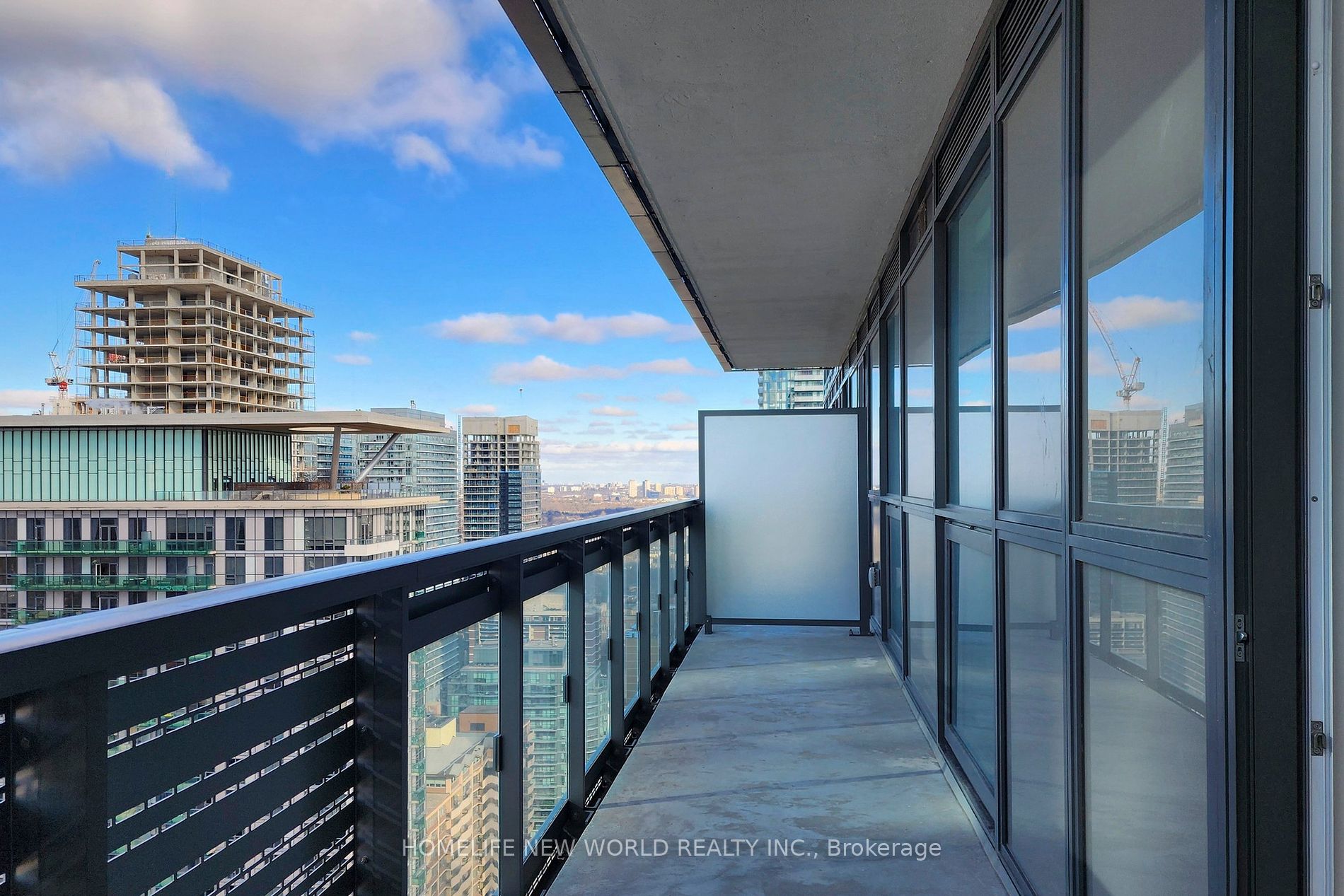 39 Roehampton Avenue, #2708