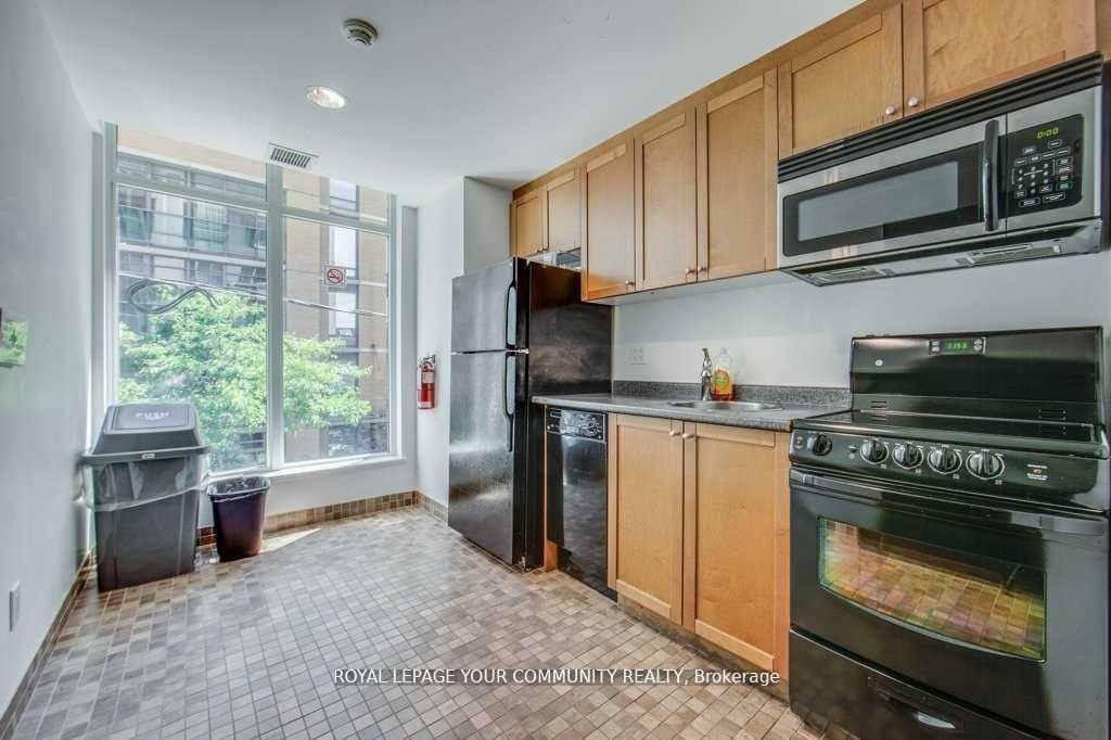 8 Scollard St, #1406