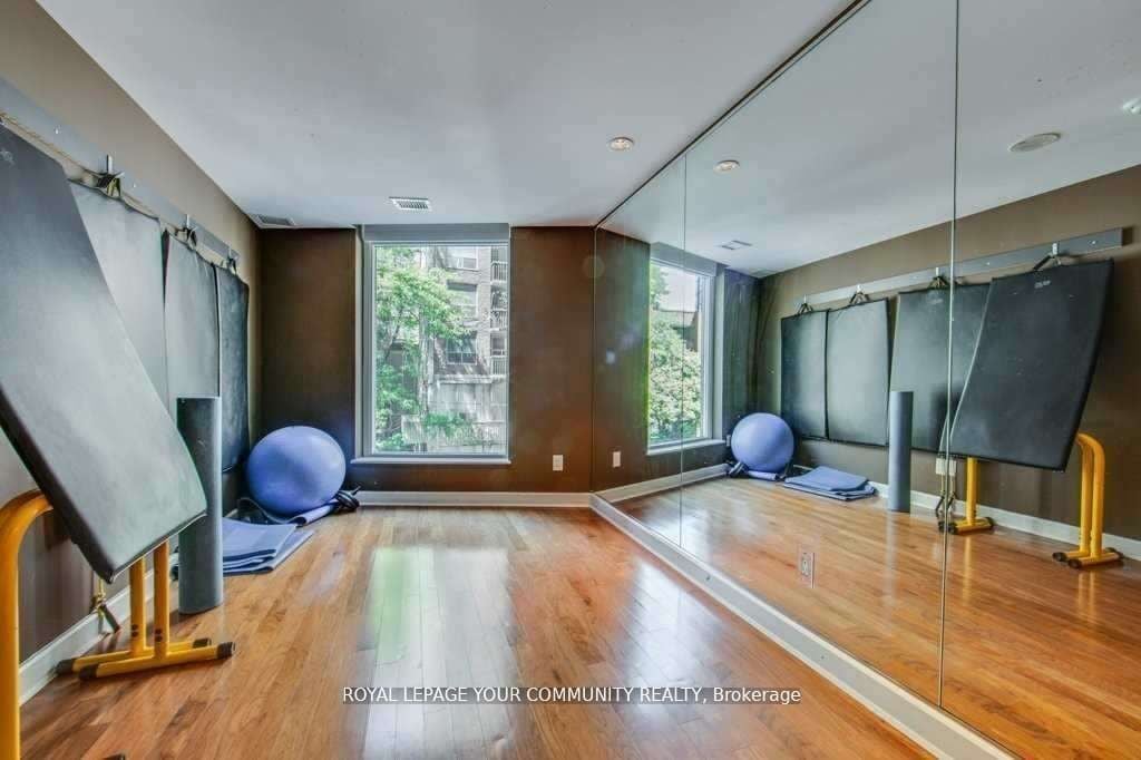 8 Scollard St, #1406