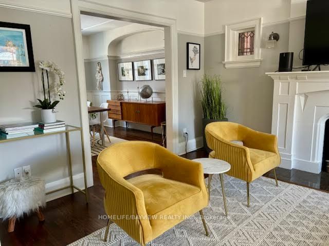 131 Heddington Avenue