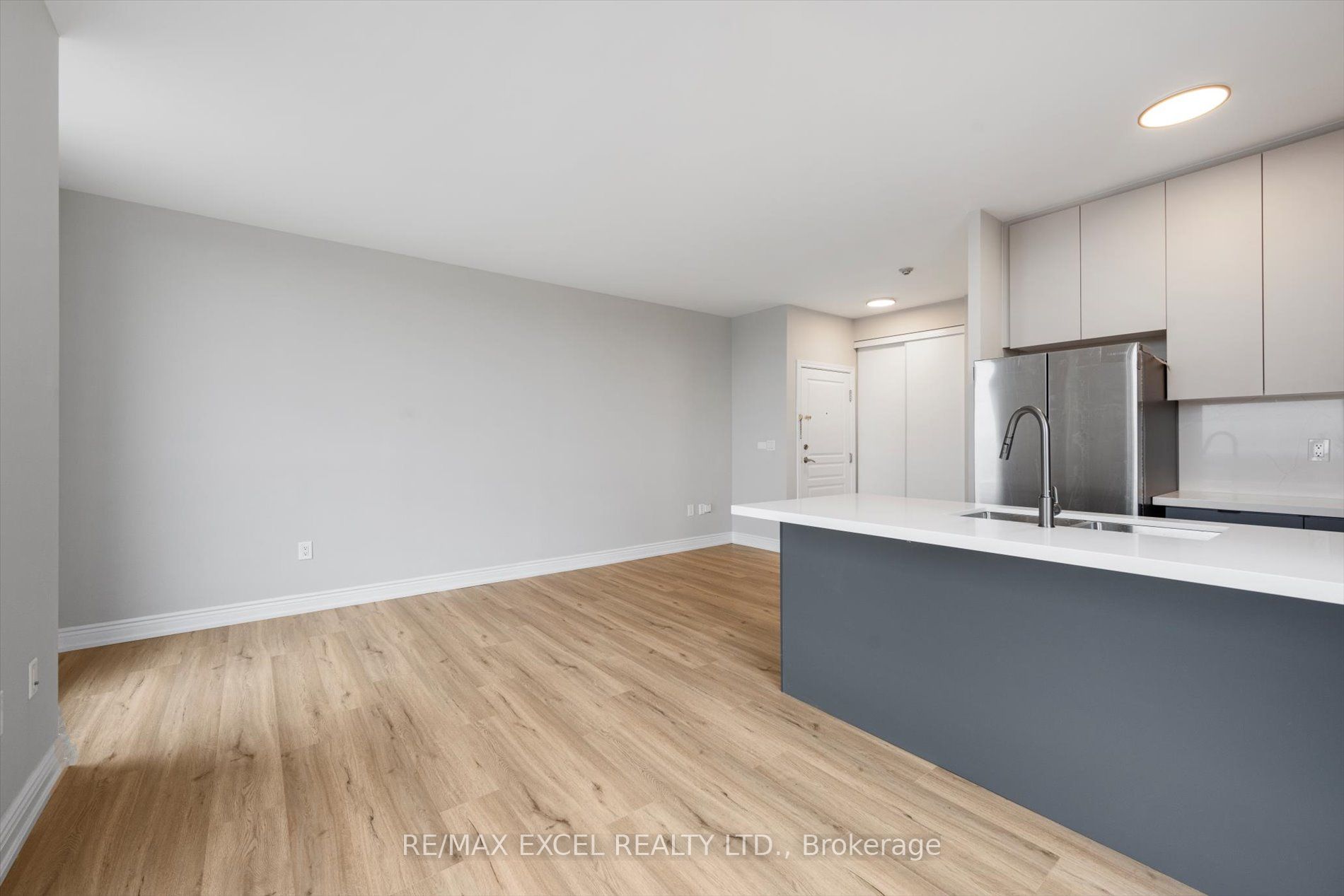1 Hycrest Ave, #Ph05