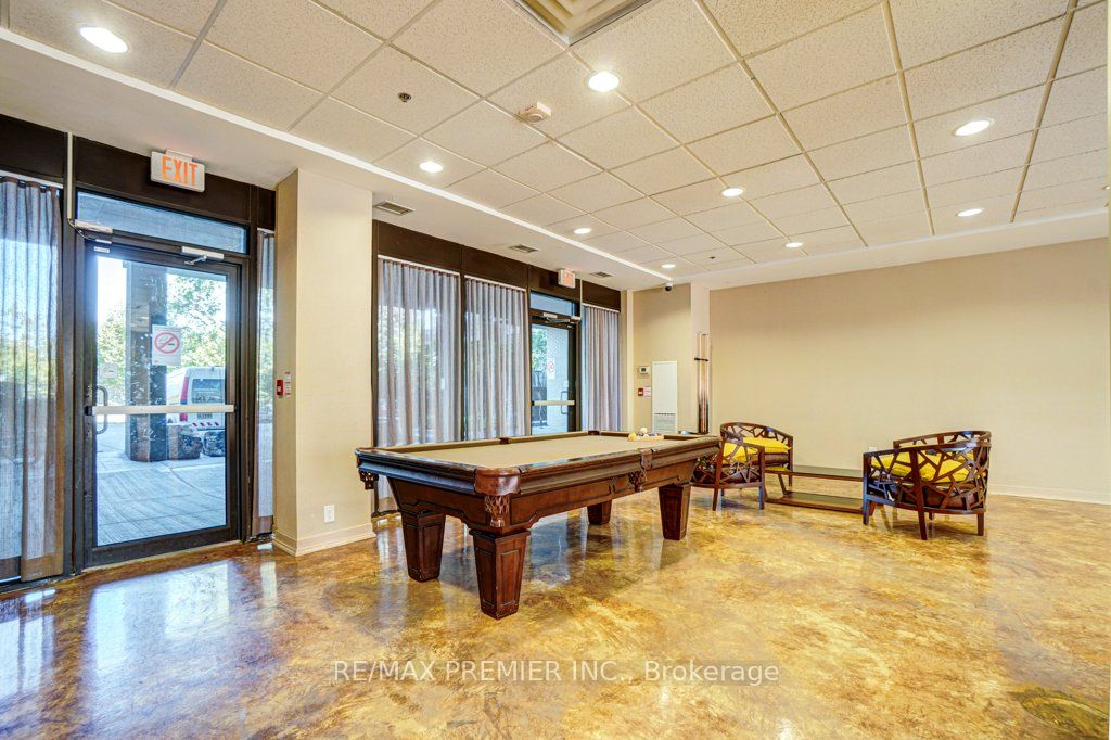760 Sheppard Ave W, #515