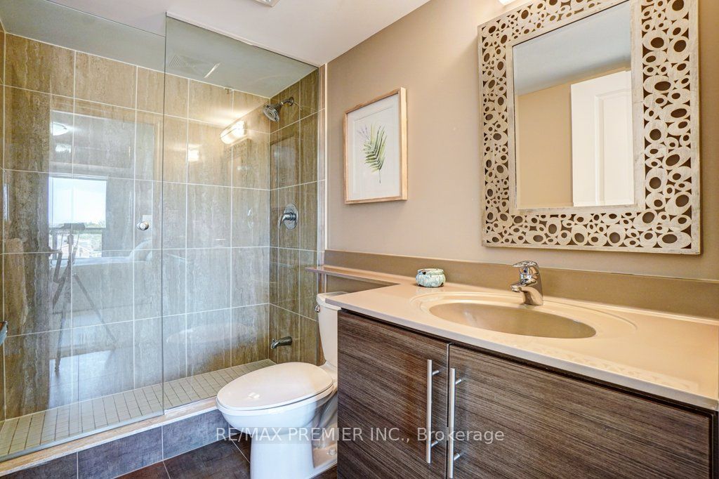 760 Sheppard Ave W, #515