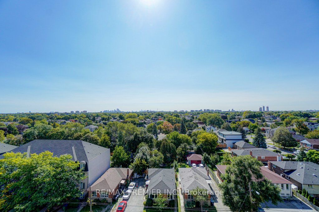 760 Sheppard Ave W, #515