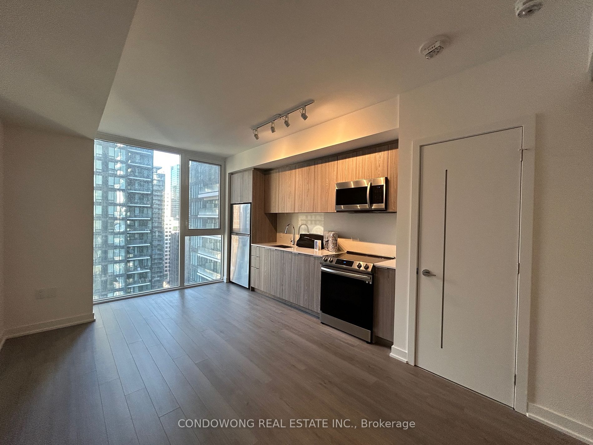 357 King Street W, #2205