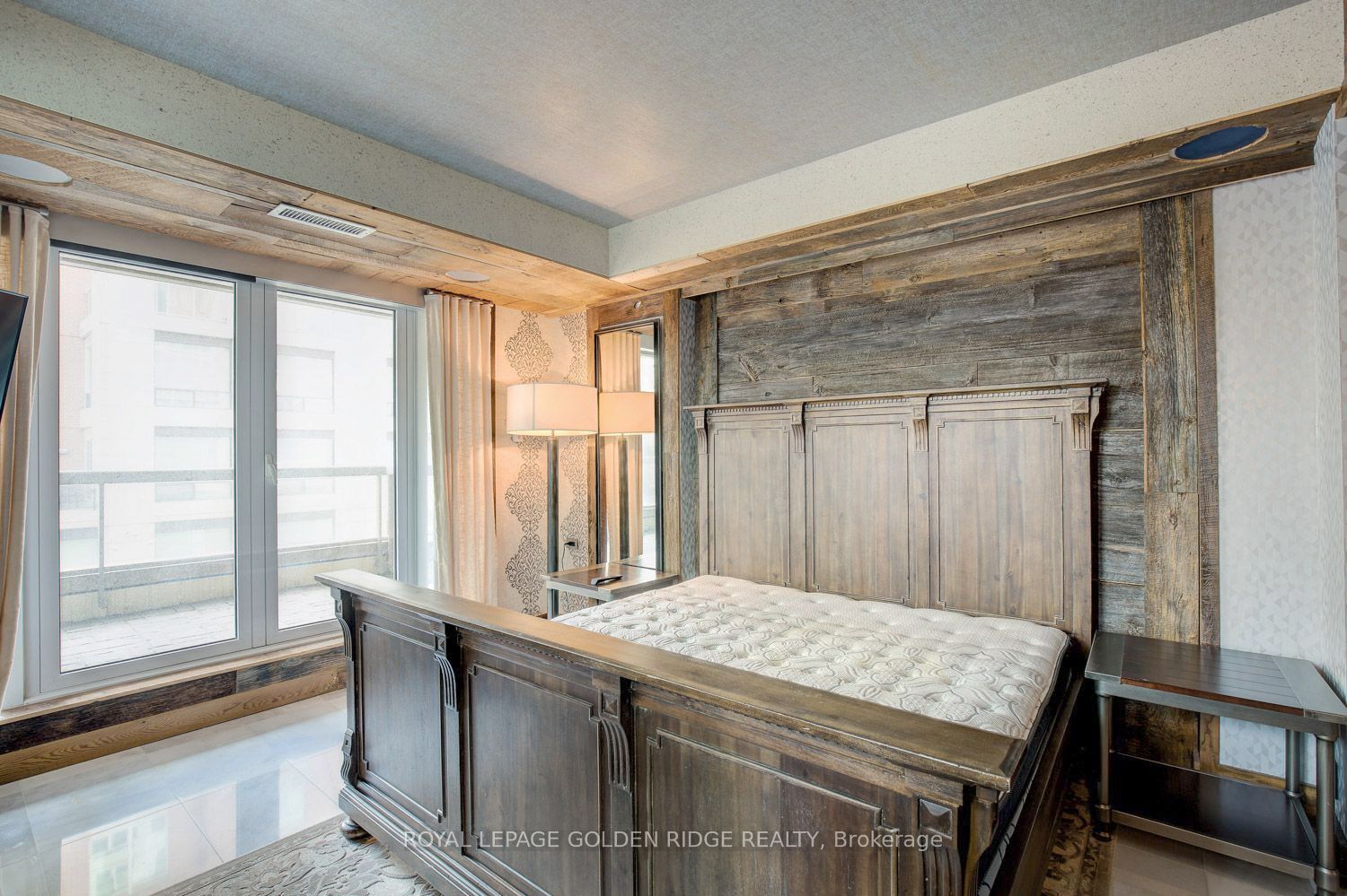 68 Yorkville Avenue #301