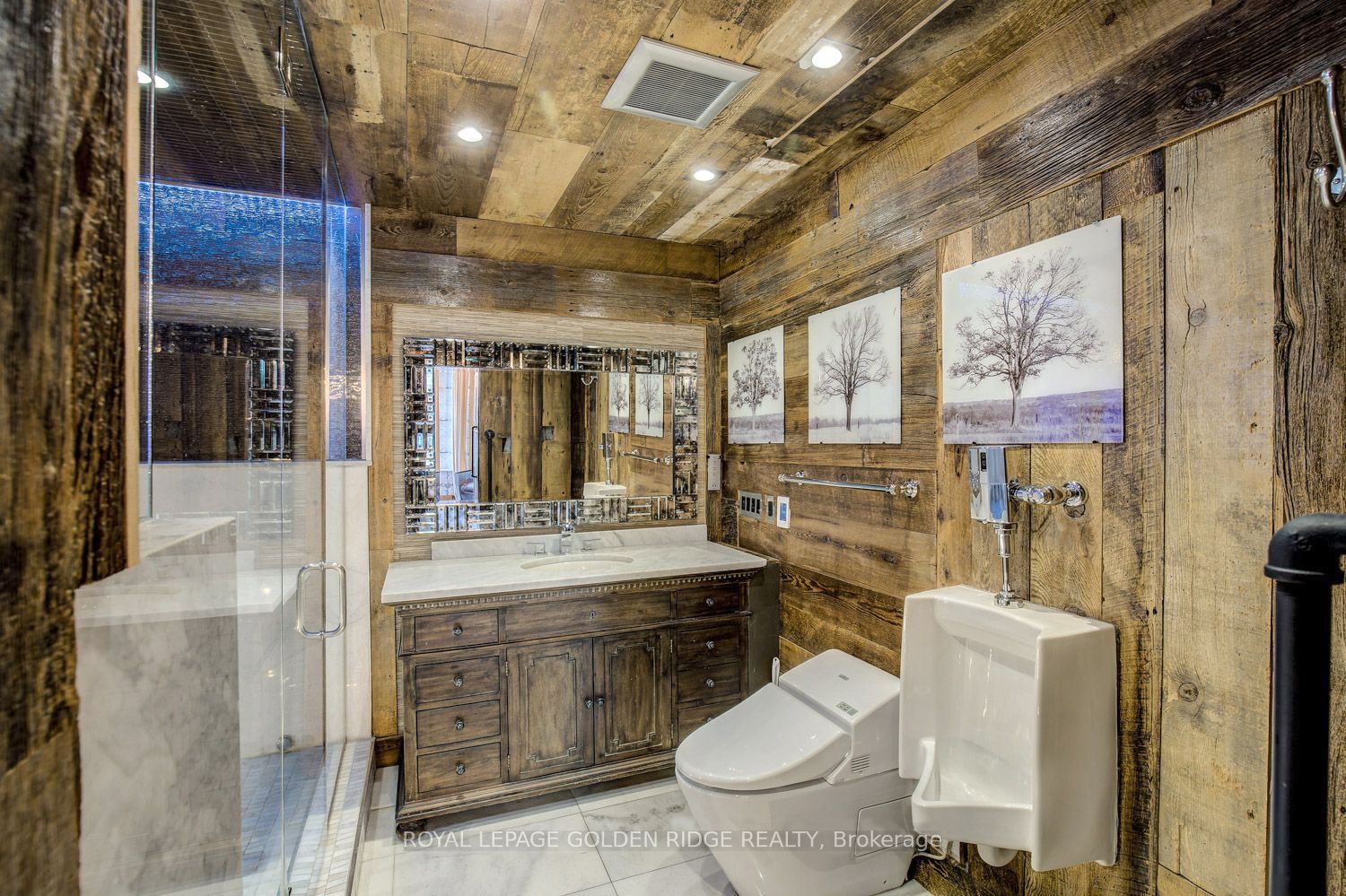 68 Yorkville Avenue #301