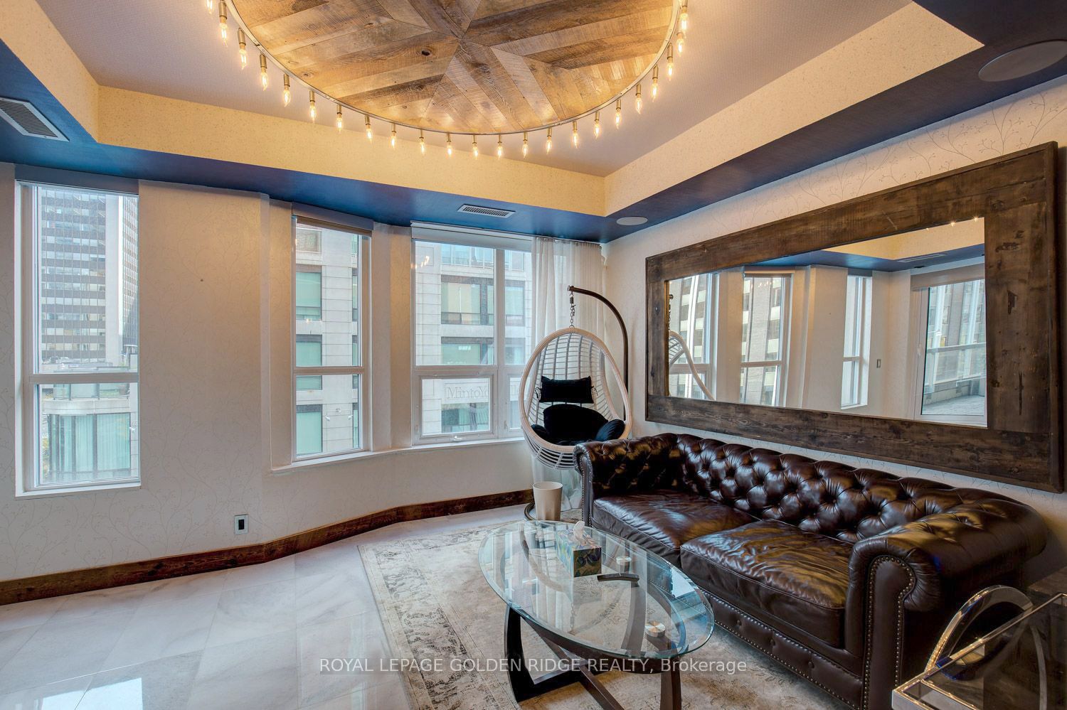 68 Yorkville Avenue #301