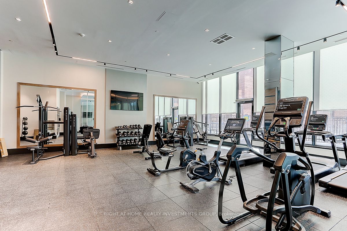 250 Lawrence Ave W, #418