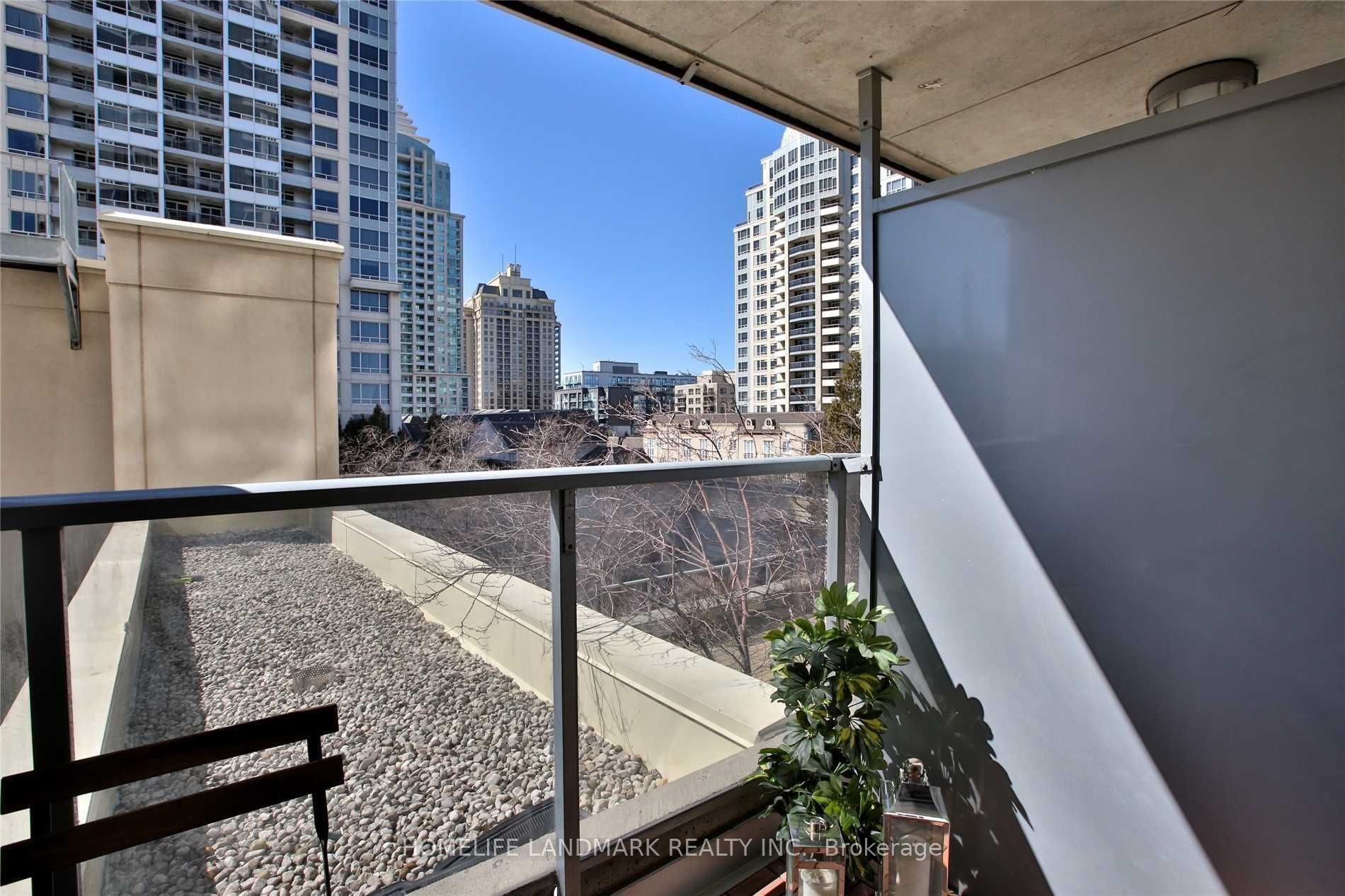 3 Rean Drive, #213