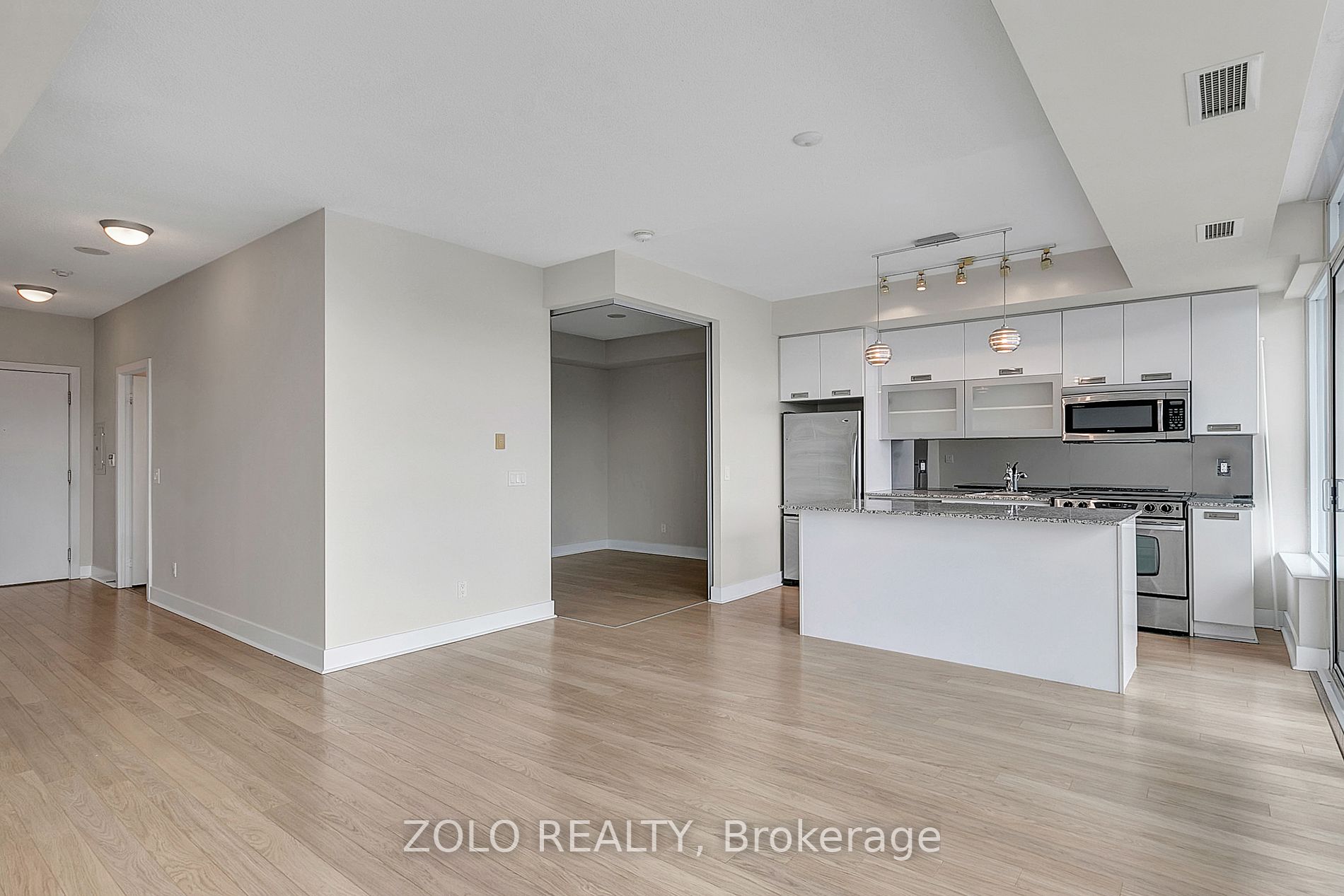 90 Stadium Rd, #325