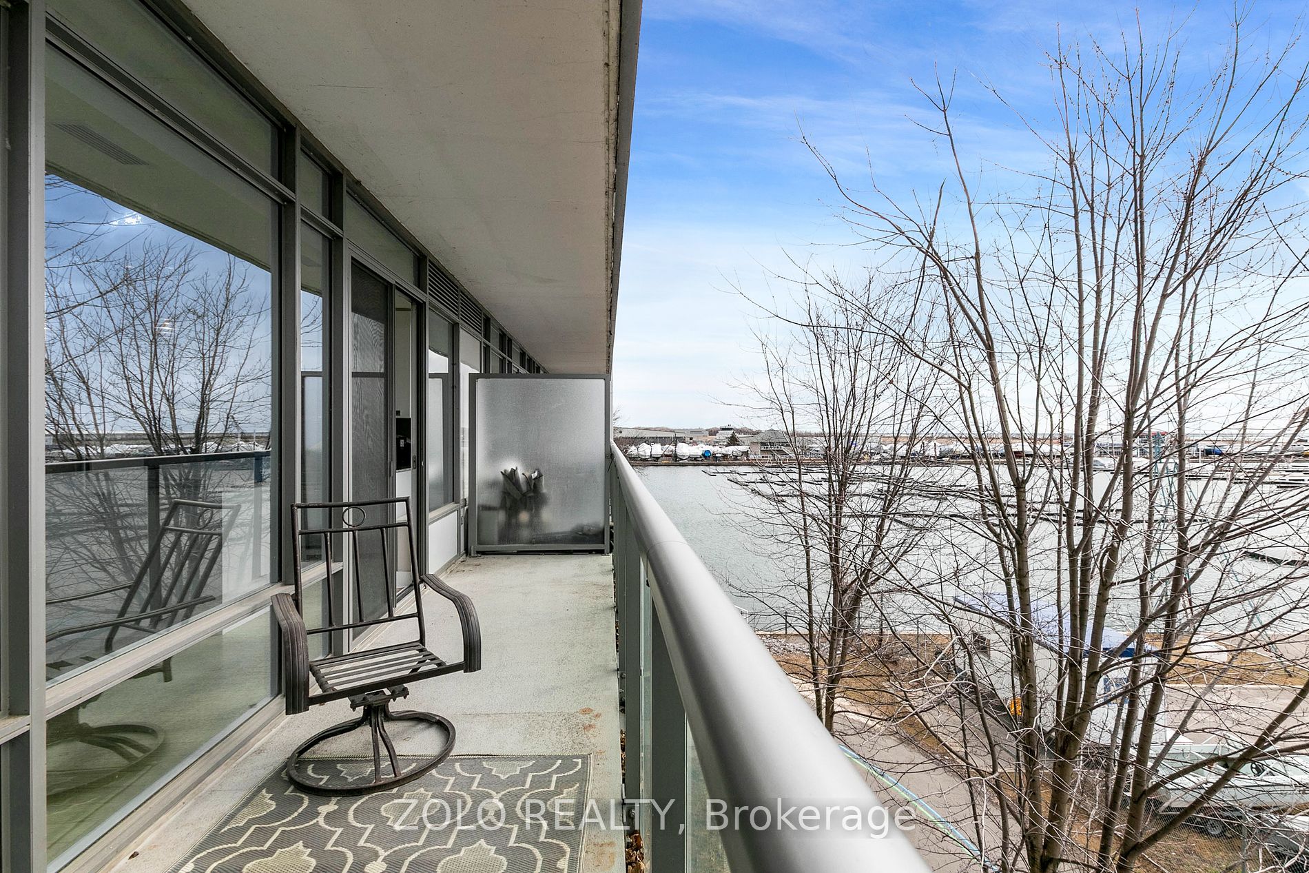 90 Stadium Rd, #325