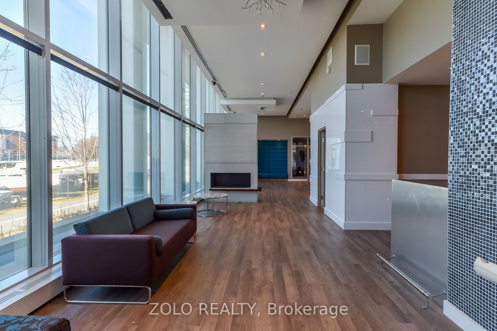 90 Stadium Rd, #325