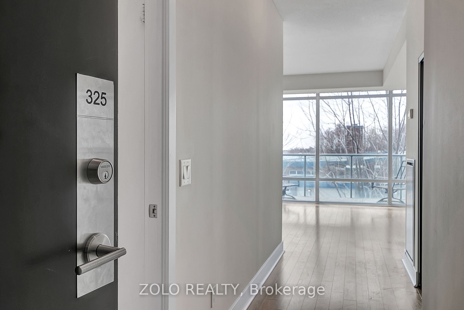 90 Stadium Rd, #325