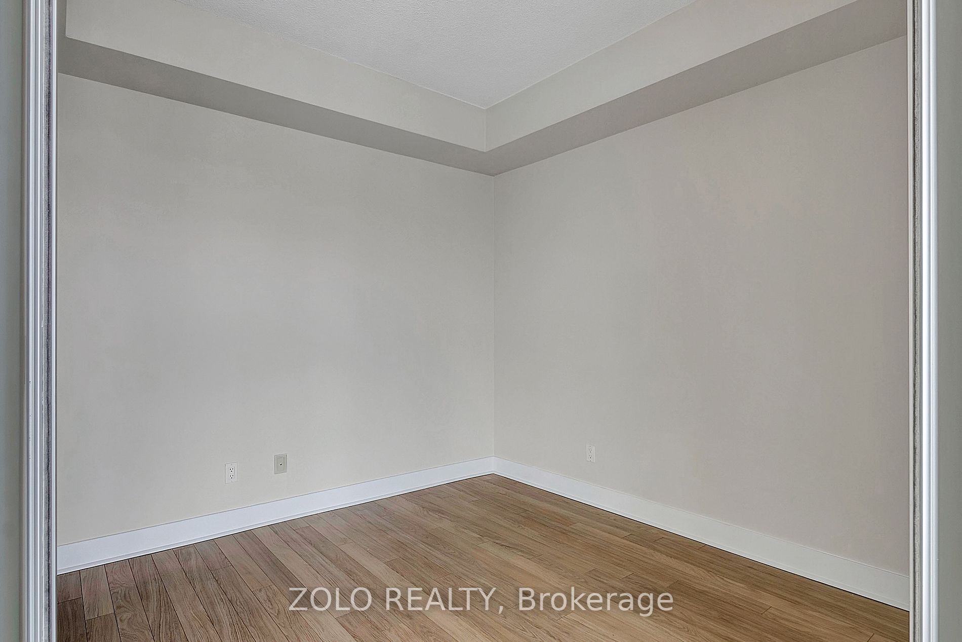 90 Stadium Rd, #325