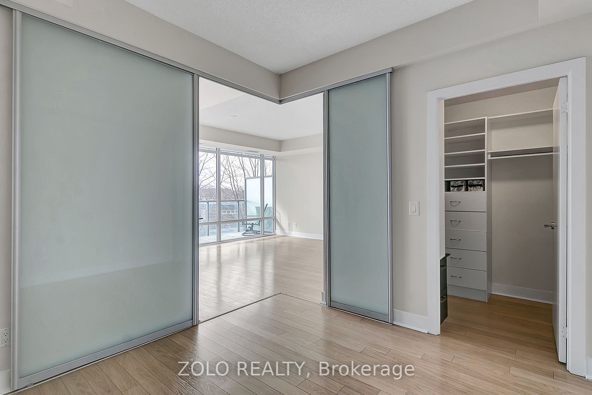 90 Stadium Rd, #325