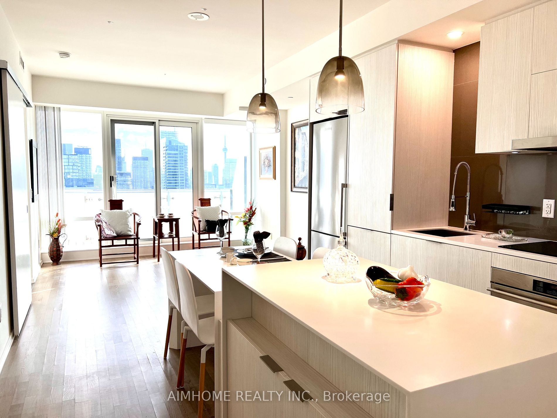 1 Bloor St E, #3405