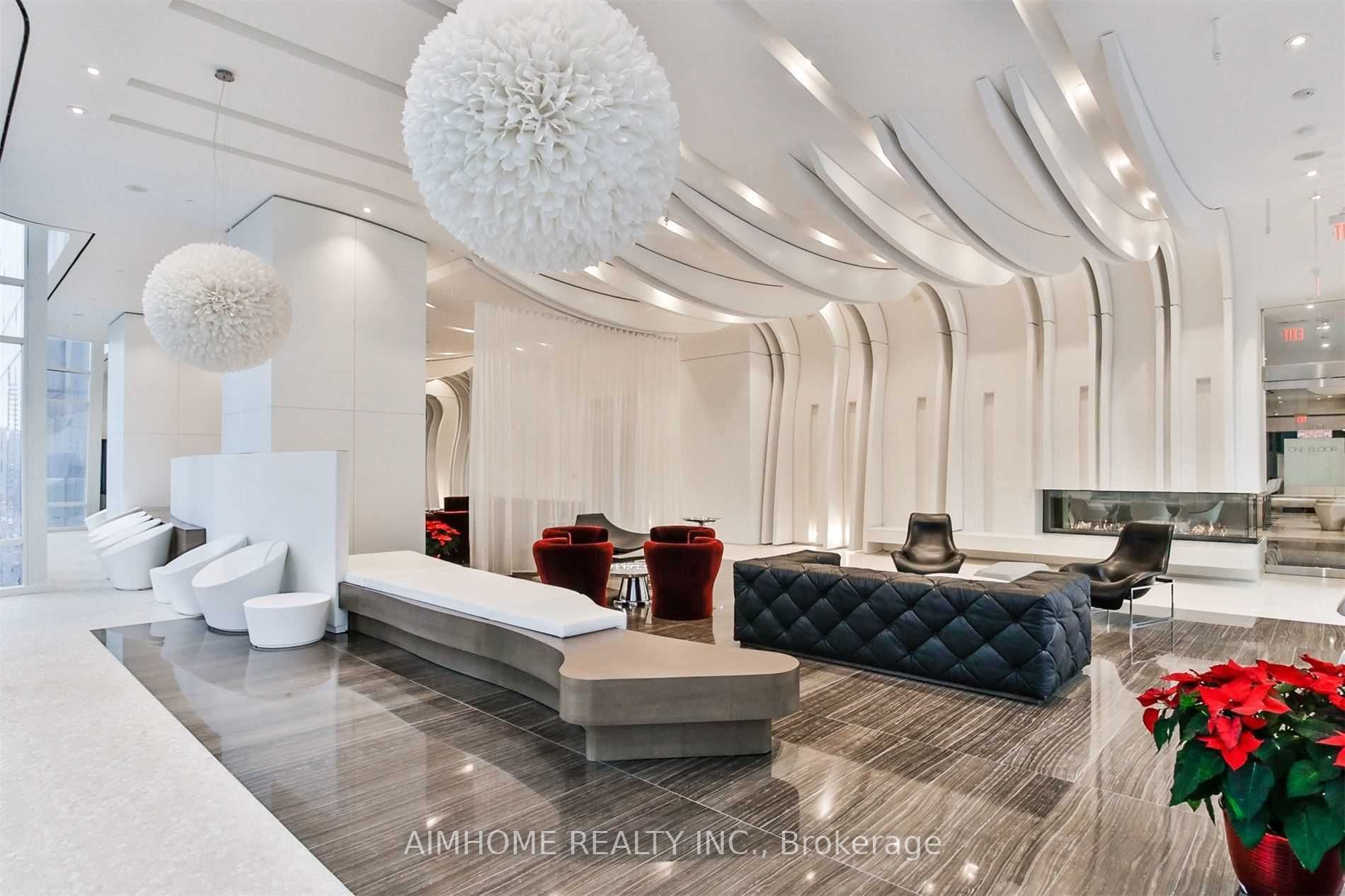 1 Bloor St E, #3405