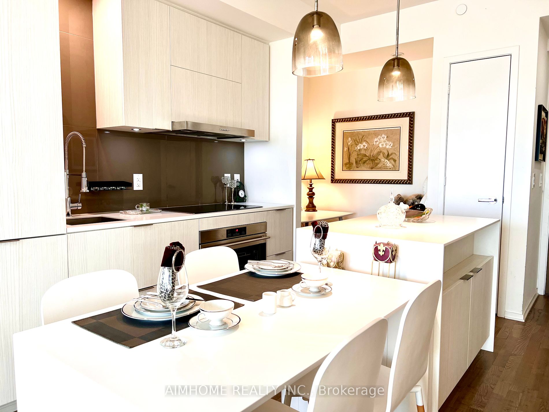 1 Bloor St E, #3405