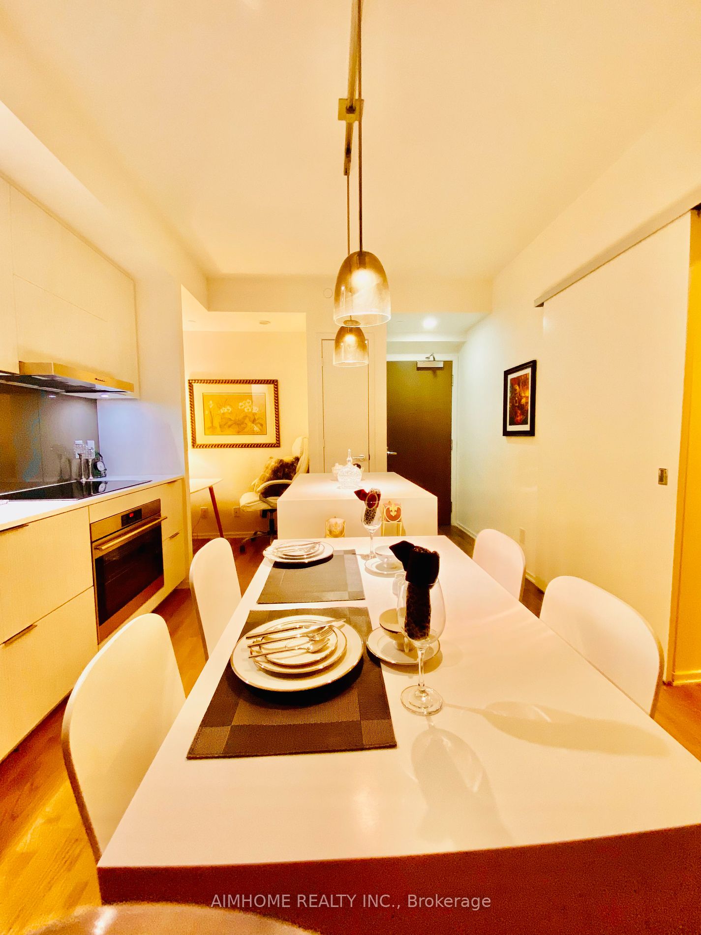 1 Bloor St E, #3405