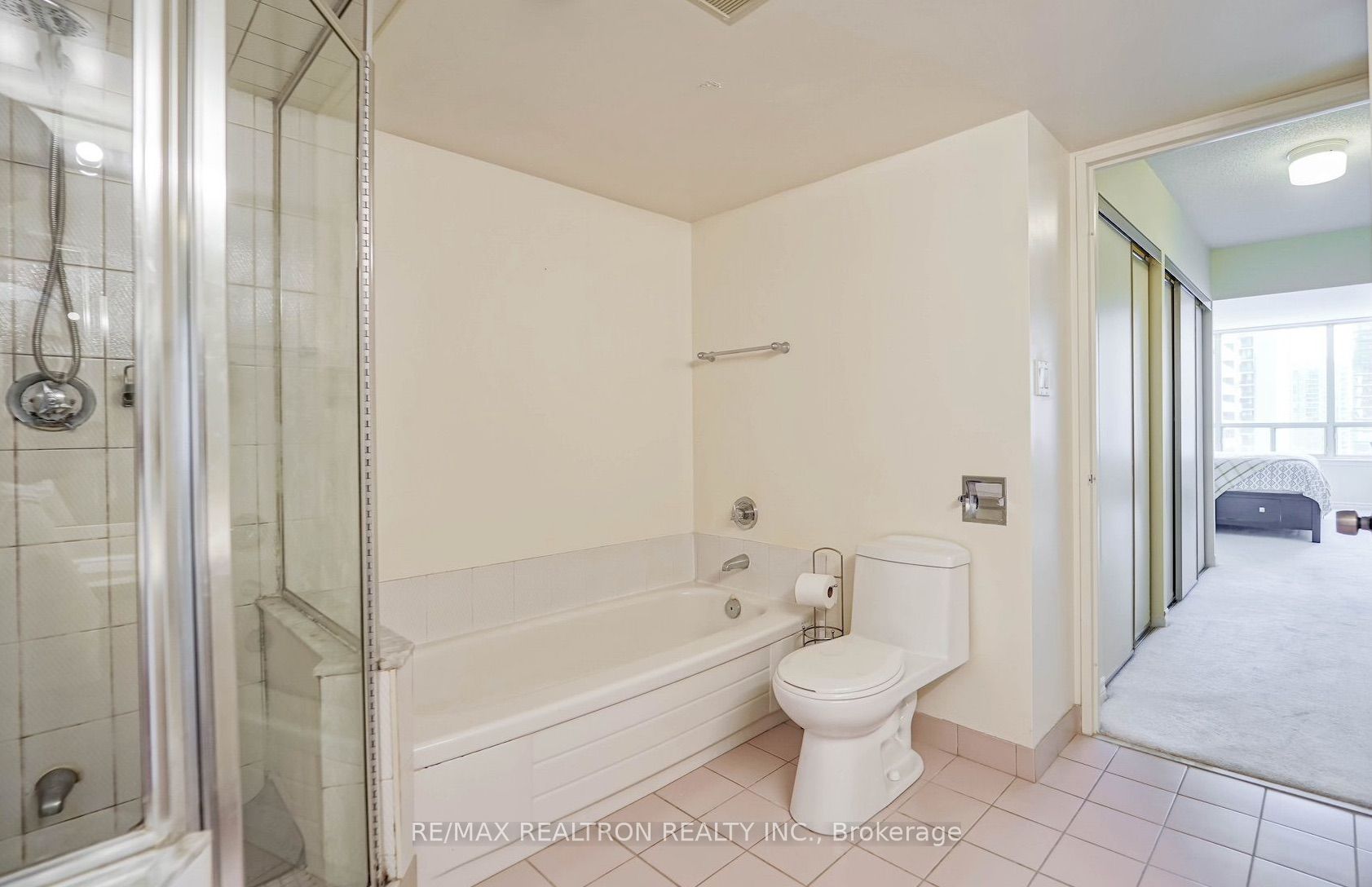 30 Greenfield Ave, #1211