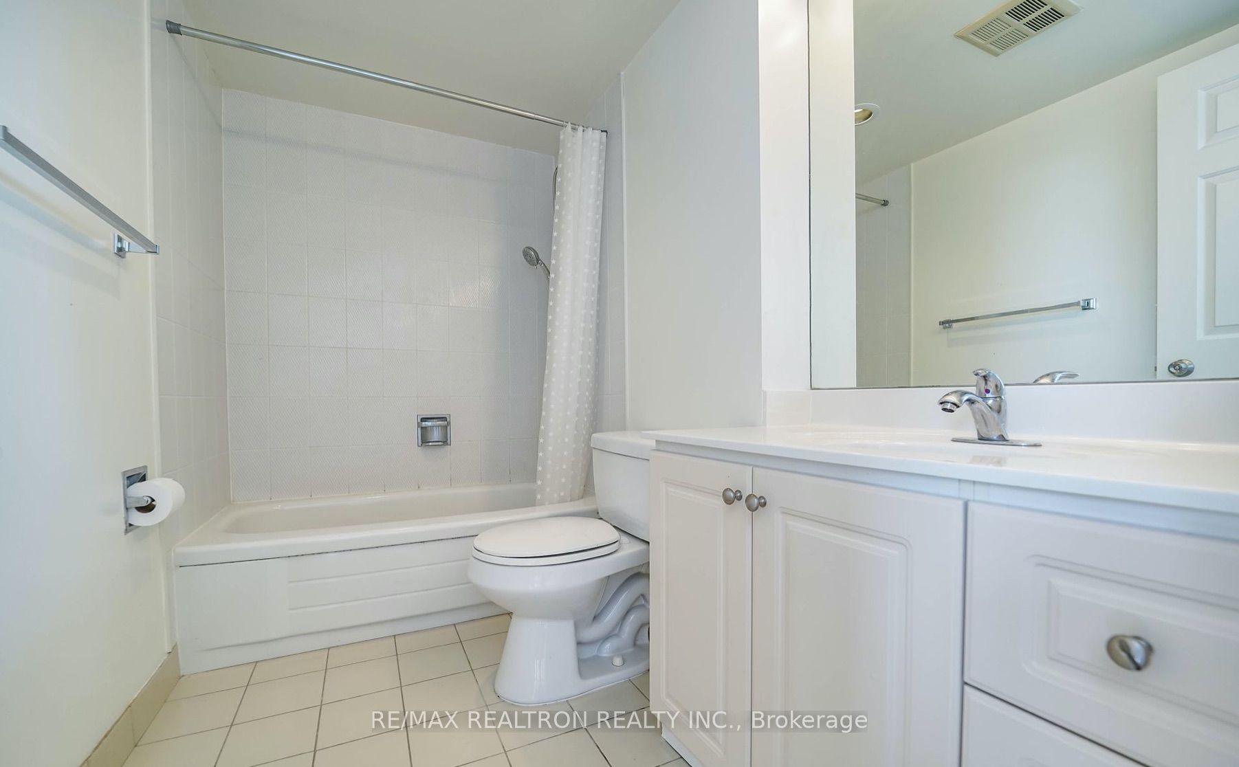 30 Greenfield Ave, #1211