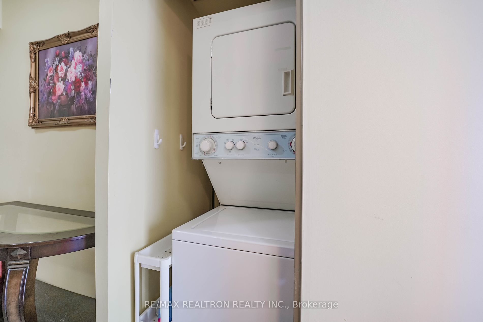 30 Greenfield Ave, #1211
