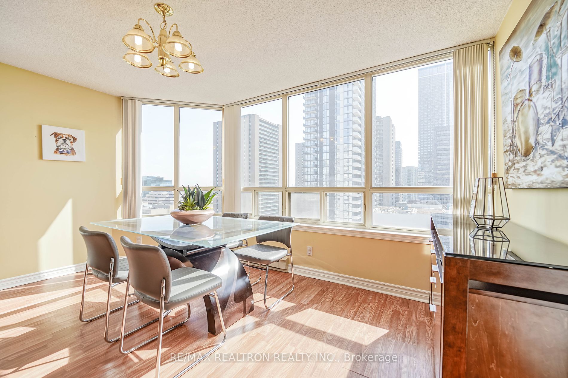 30 Greenfield Ave, #1211