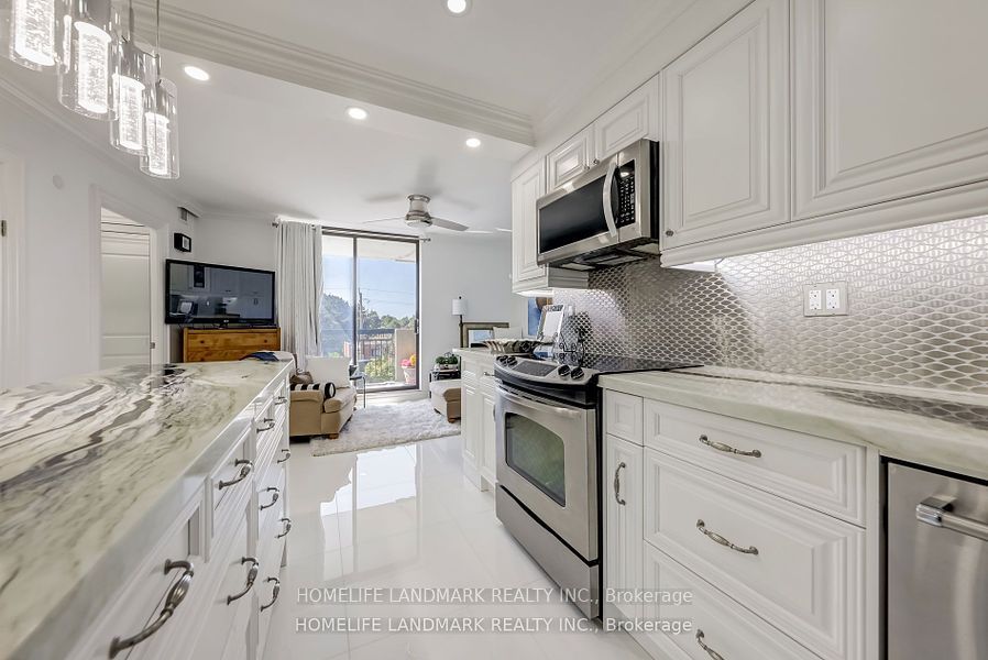1201 Steeles Ave W, #402