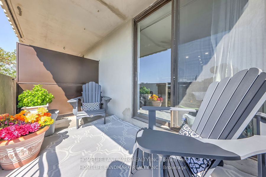 1201 Steeles Ave W, #402