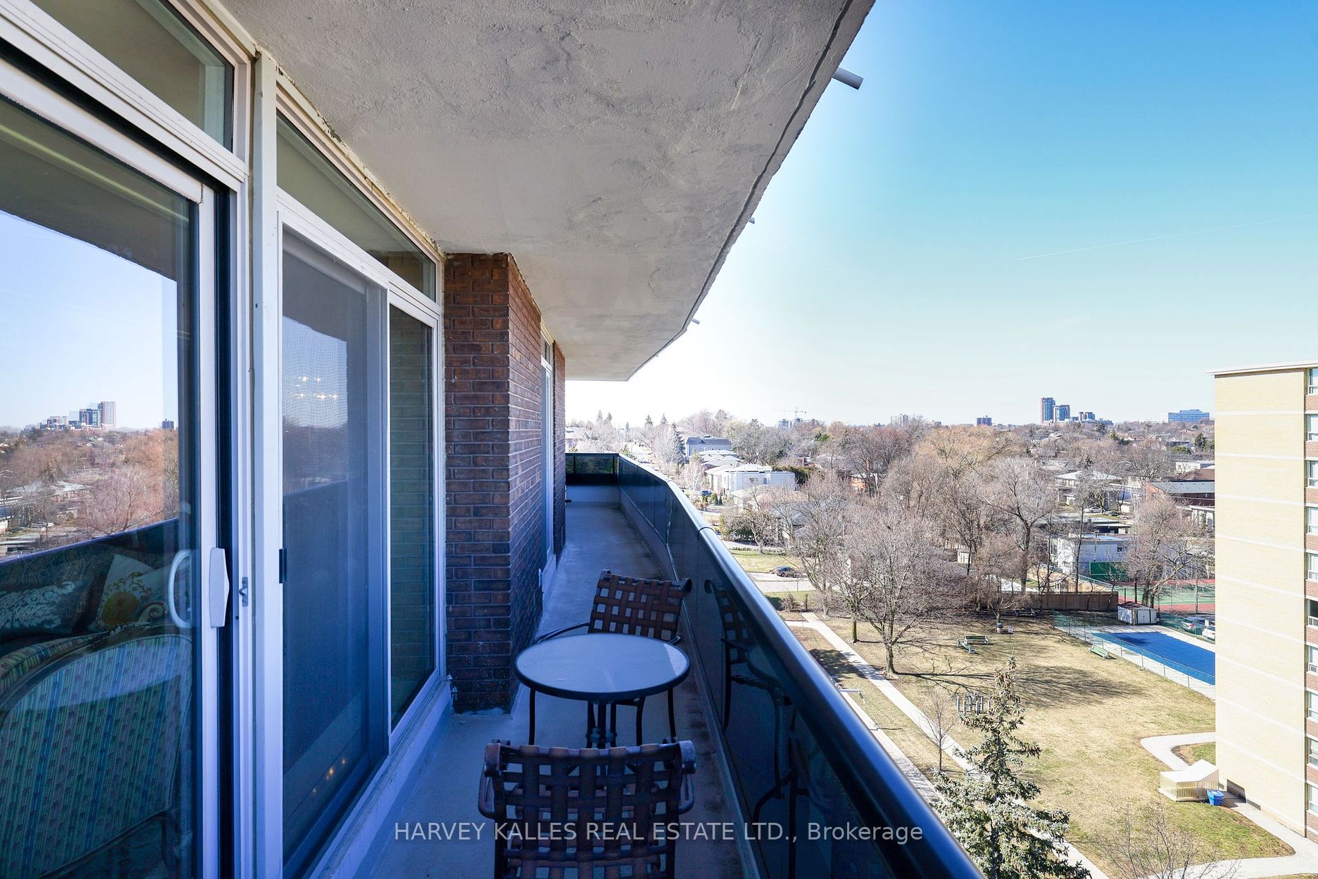 2600 Bathurst Street, #801