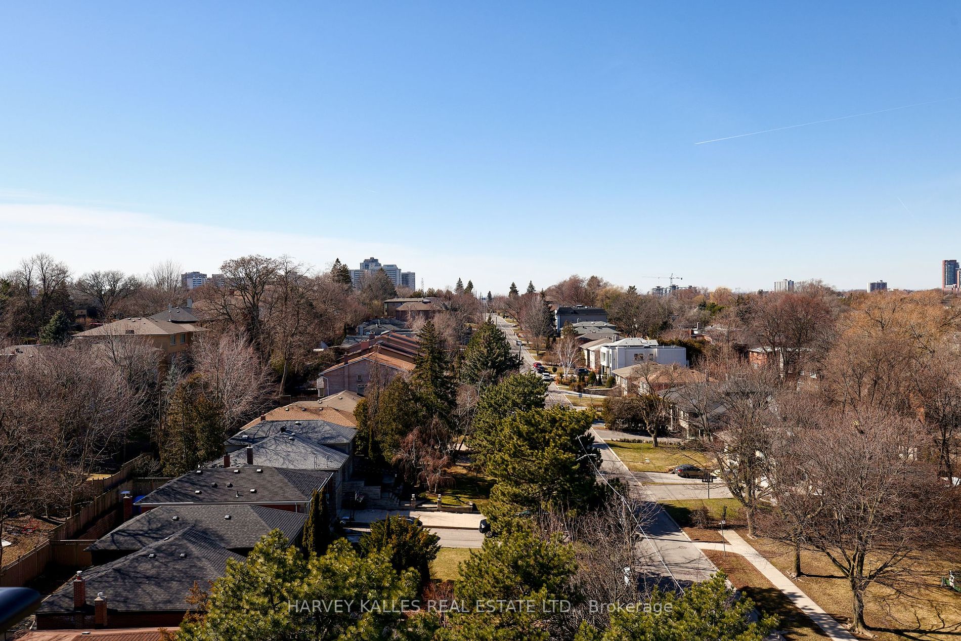 2600 Bathurst Street, #801