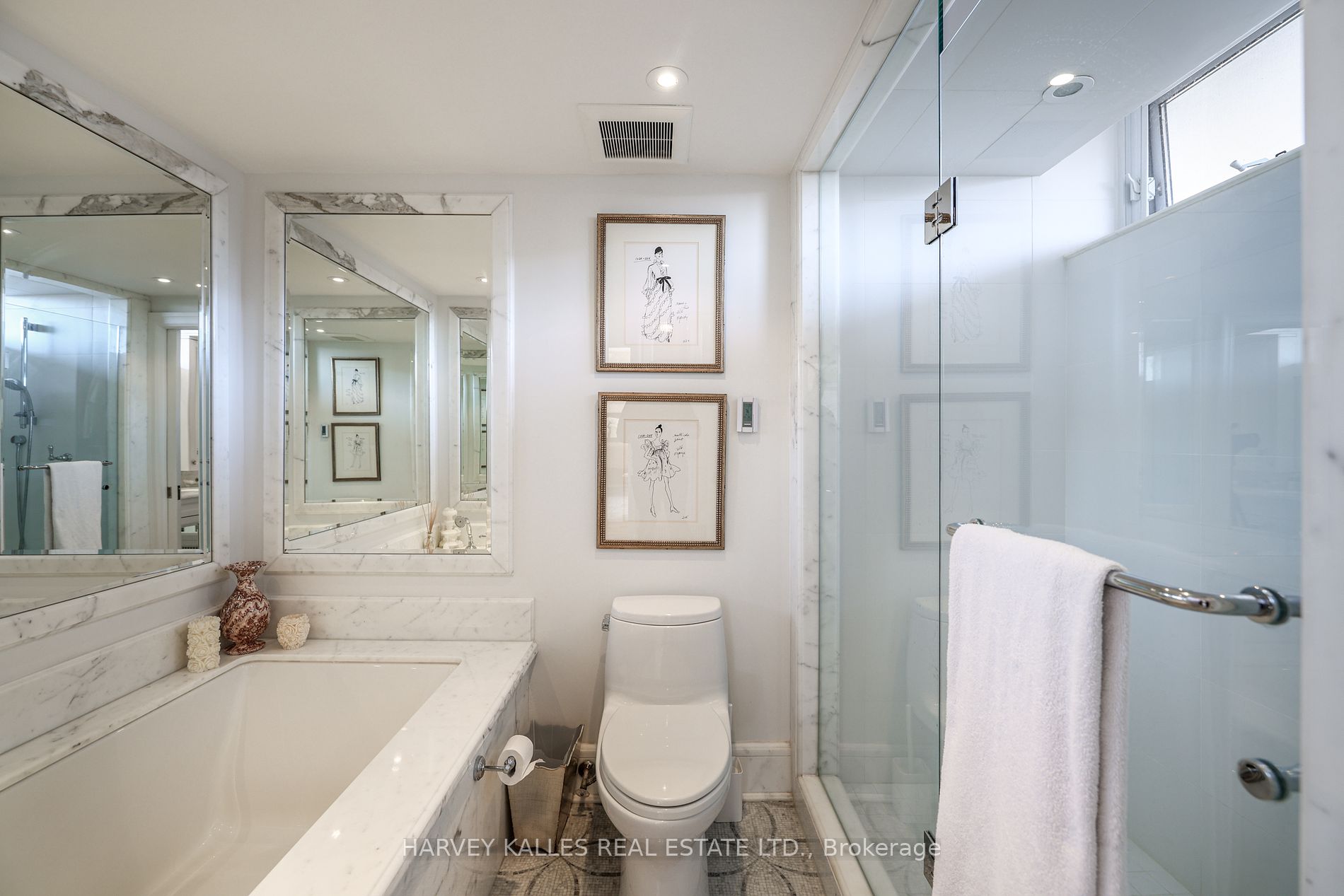2600 Bathurst Street, #801