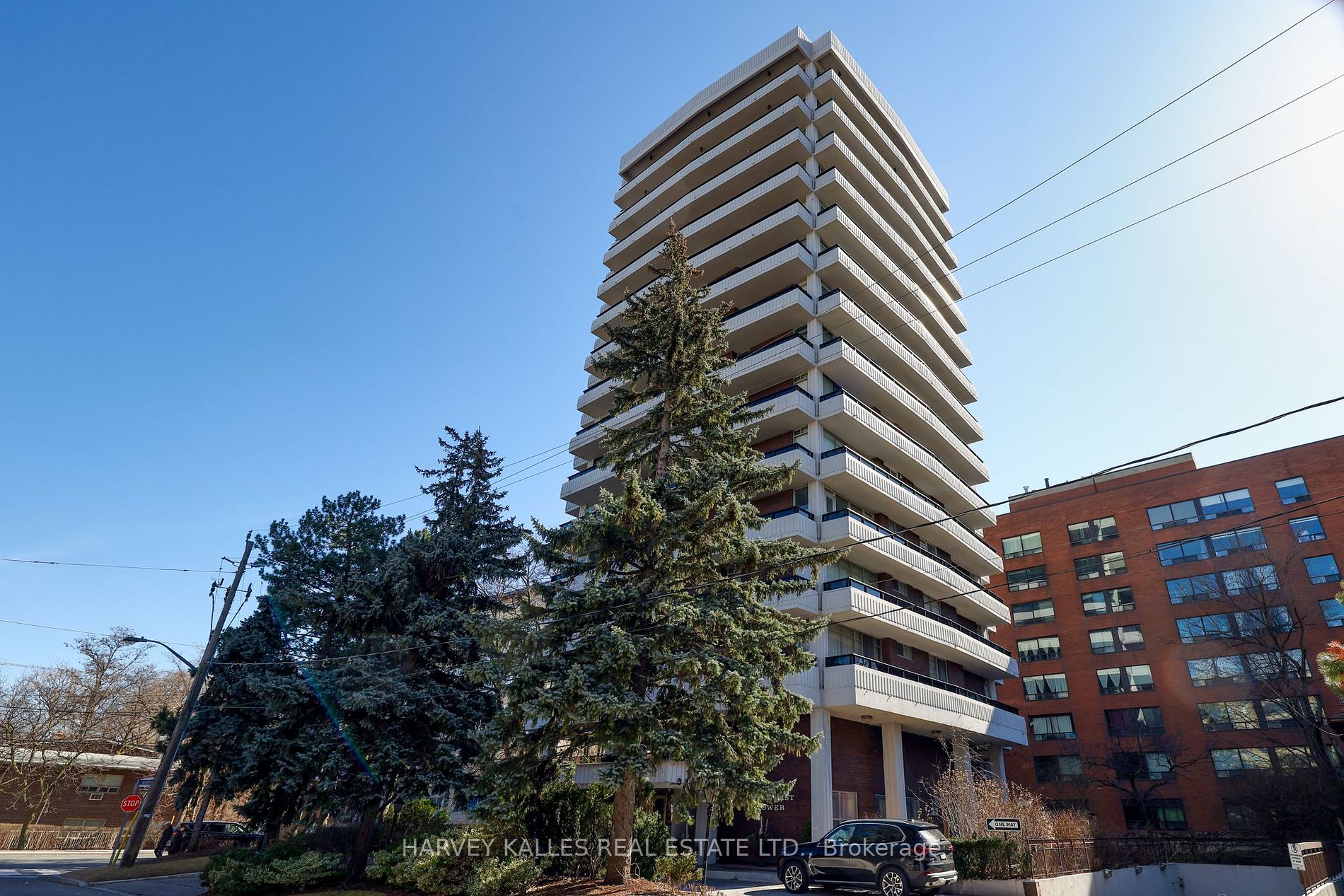 2600 Bathurst Street, #801