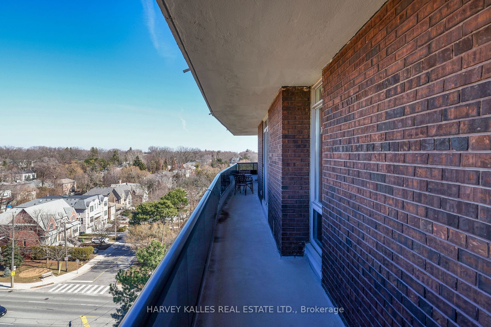 2600 Bathurst Street, #801