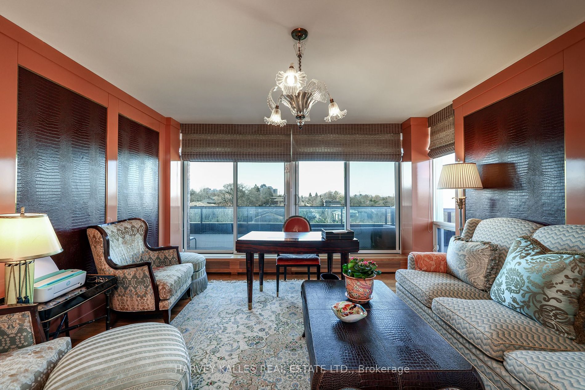 2600 Bathurst Street, #801