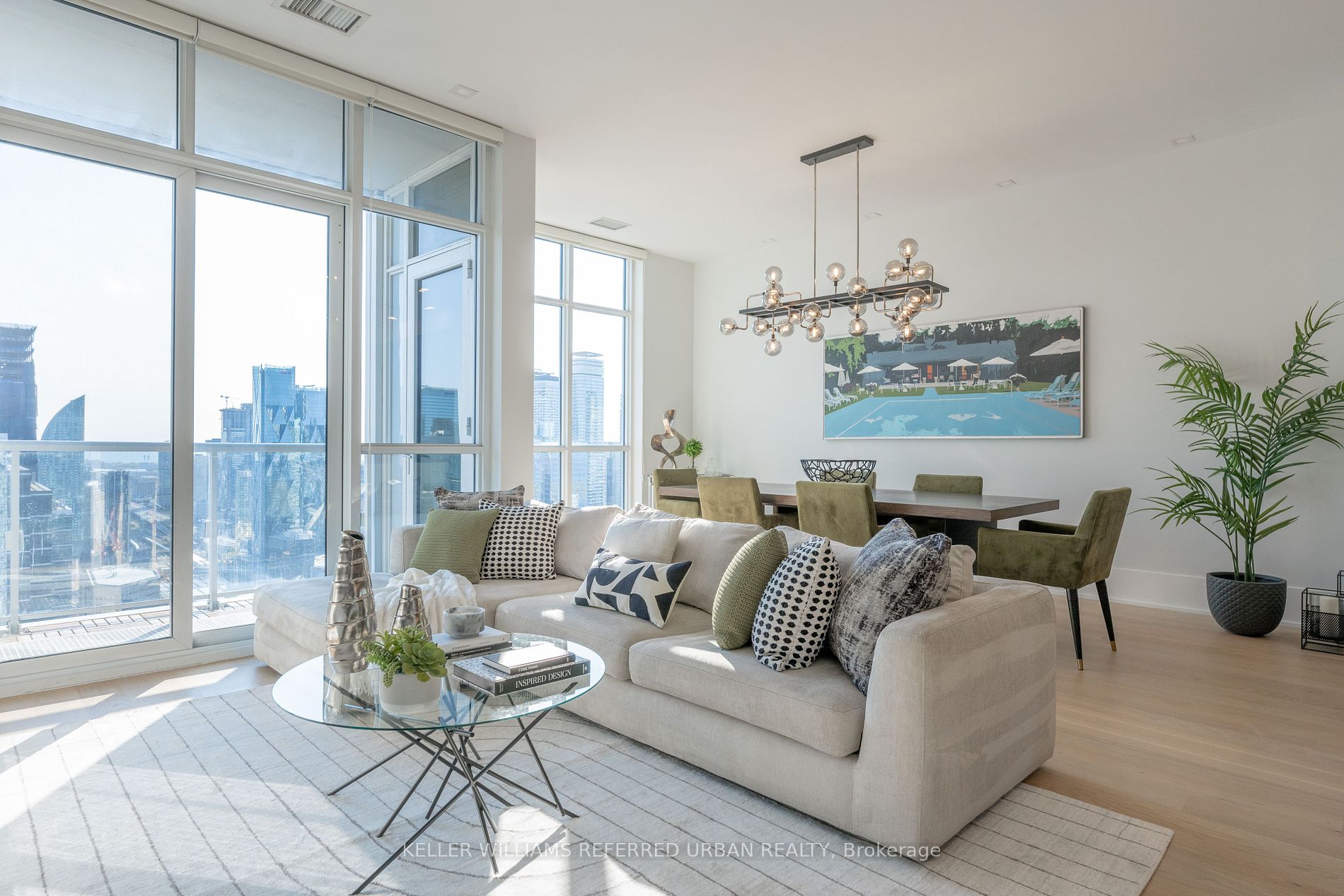300 Front St W, #4902