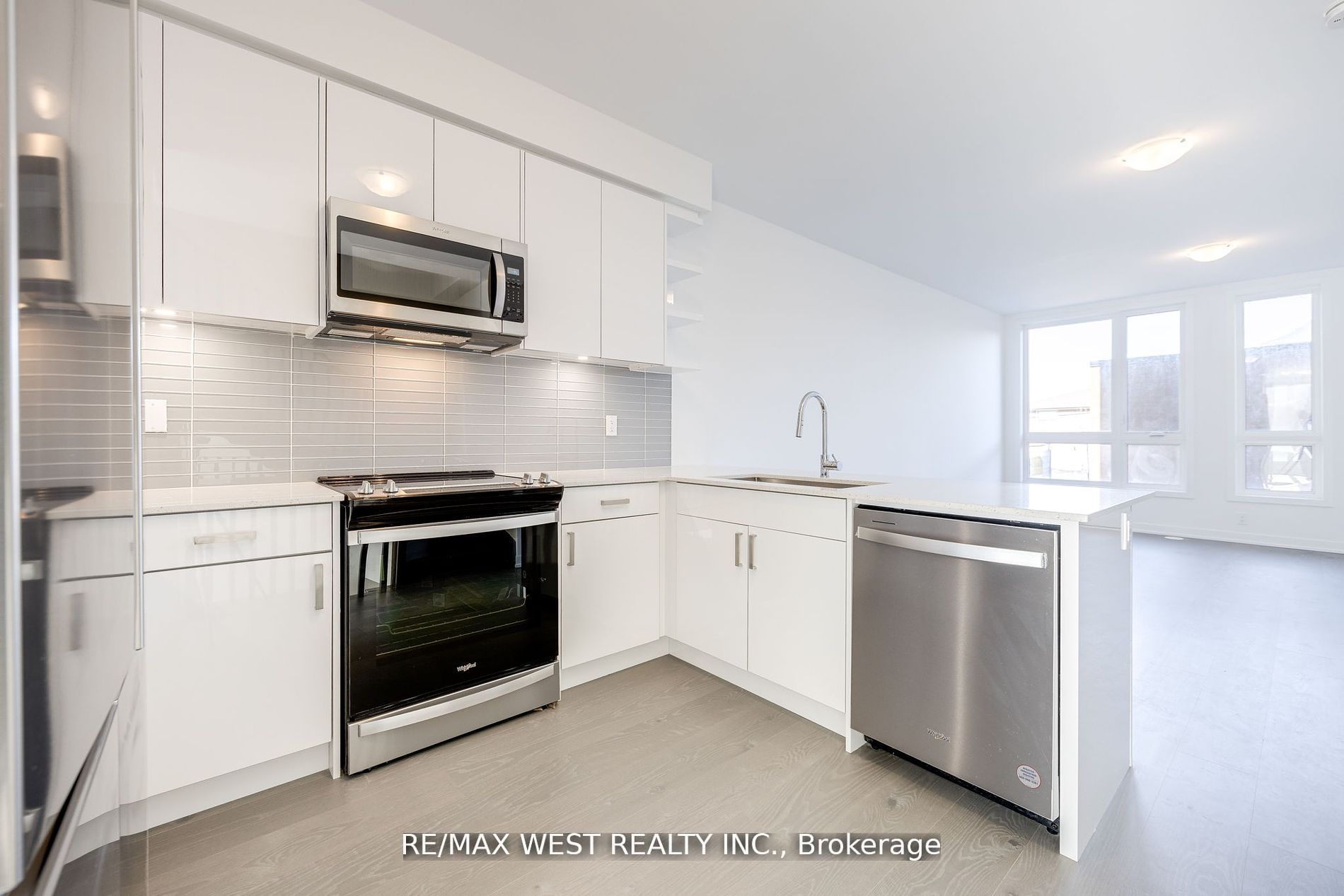 122 Green Gardens Boulevard