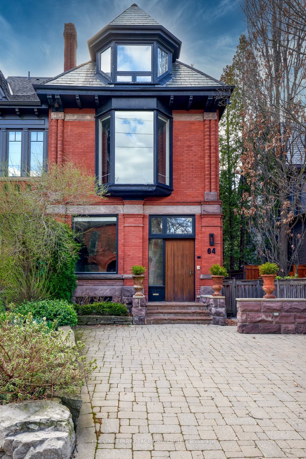 64 Admiral Road
