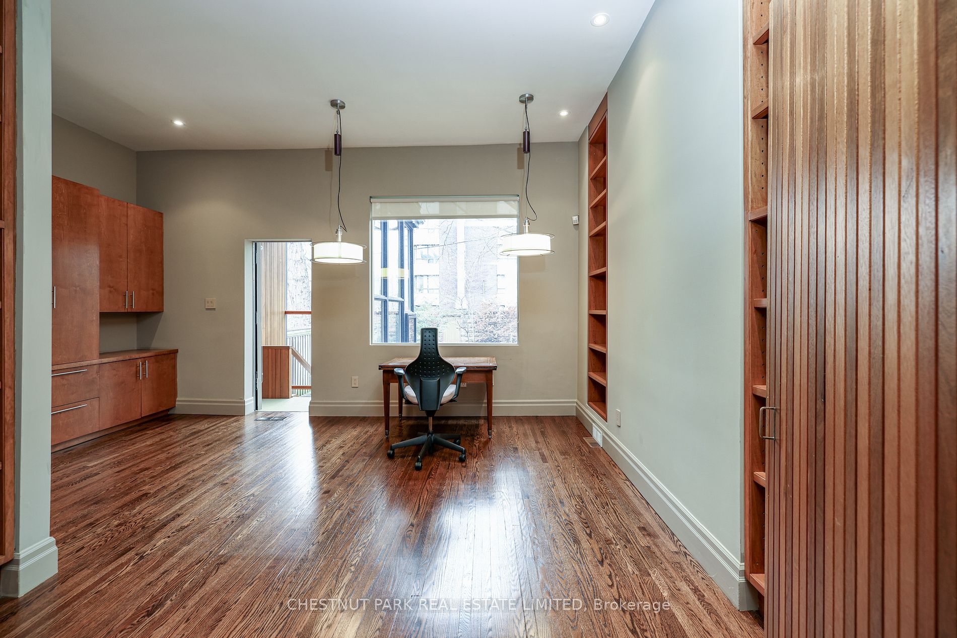 64 Admiral Road