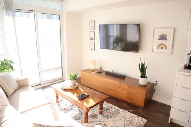 151 Dan Leckie Way, #509