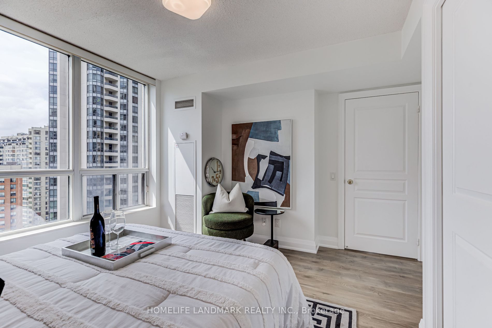 10 Northtown Way N, #1411