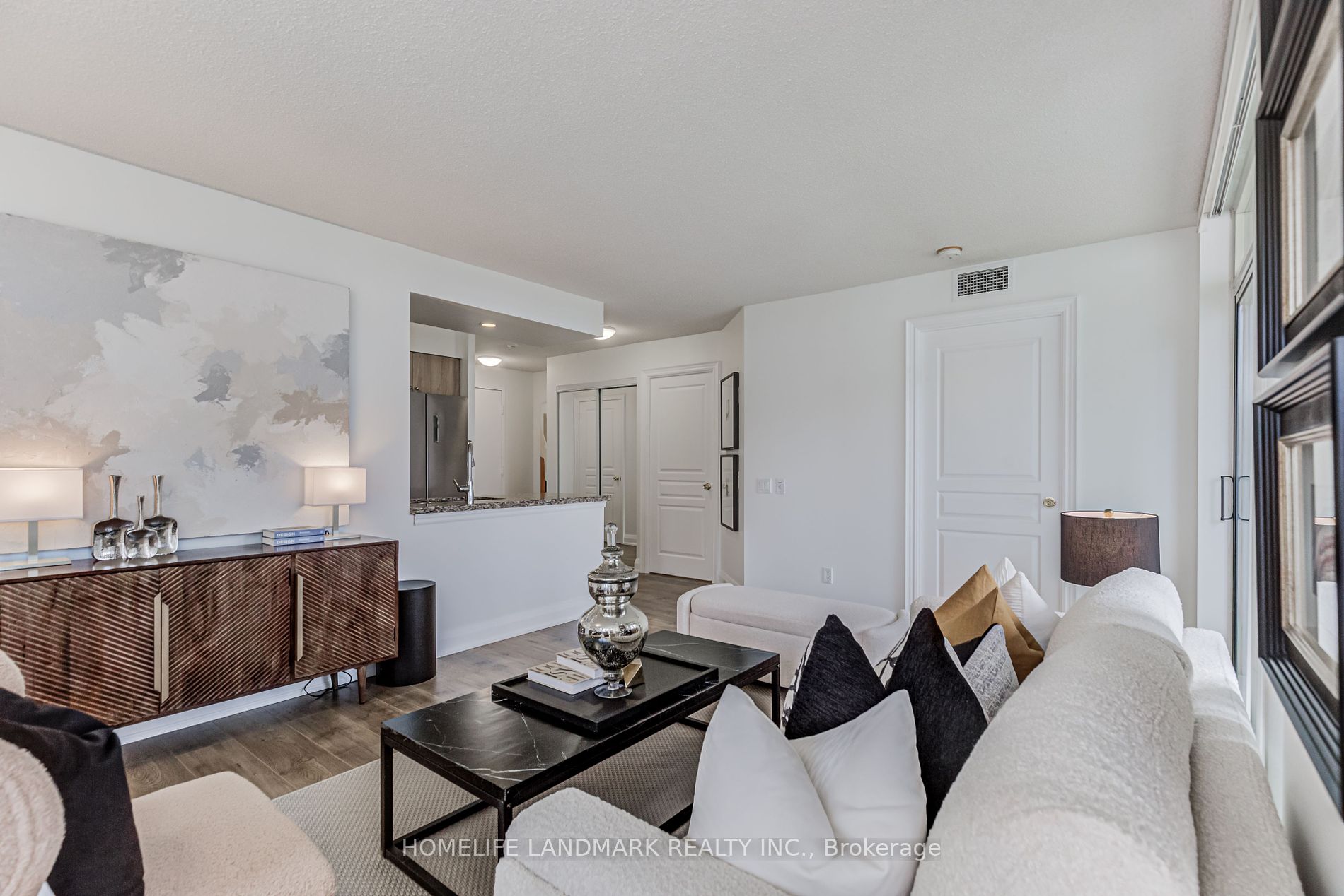 10 Northtown Way N, #1411