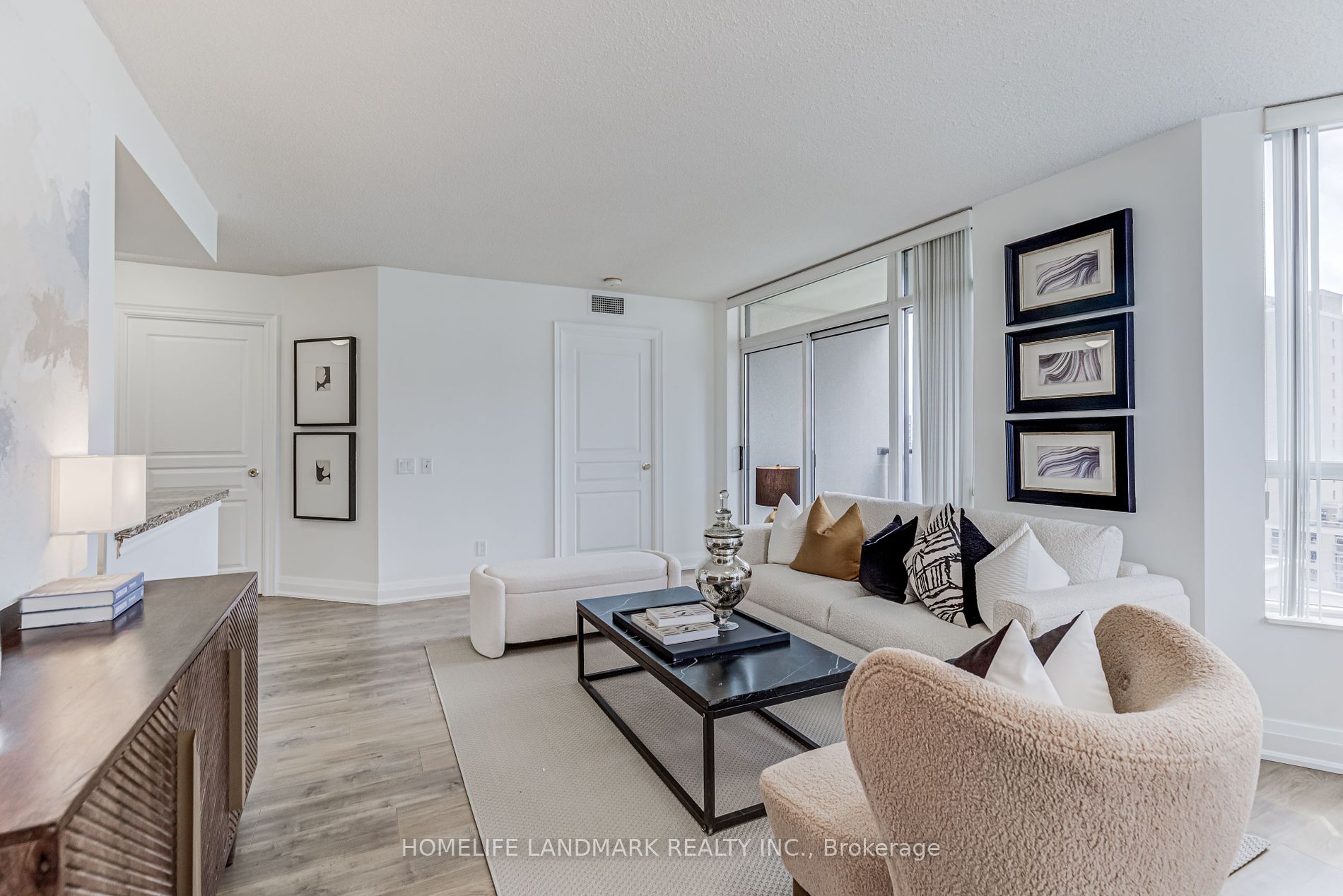 10 Northtown Way N, #1411