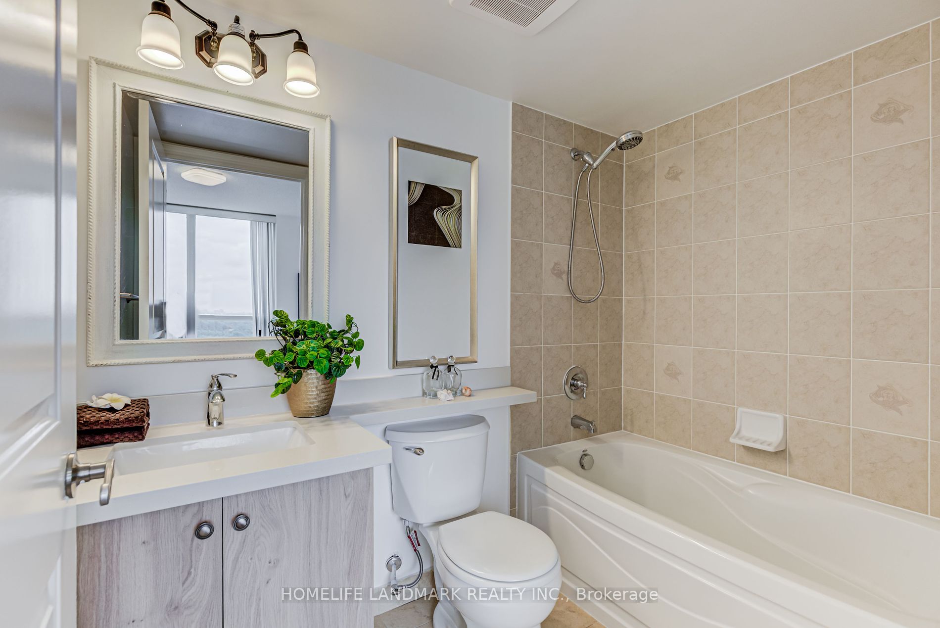 10 Northtown Way N, #1411