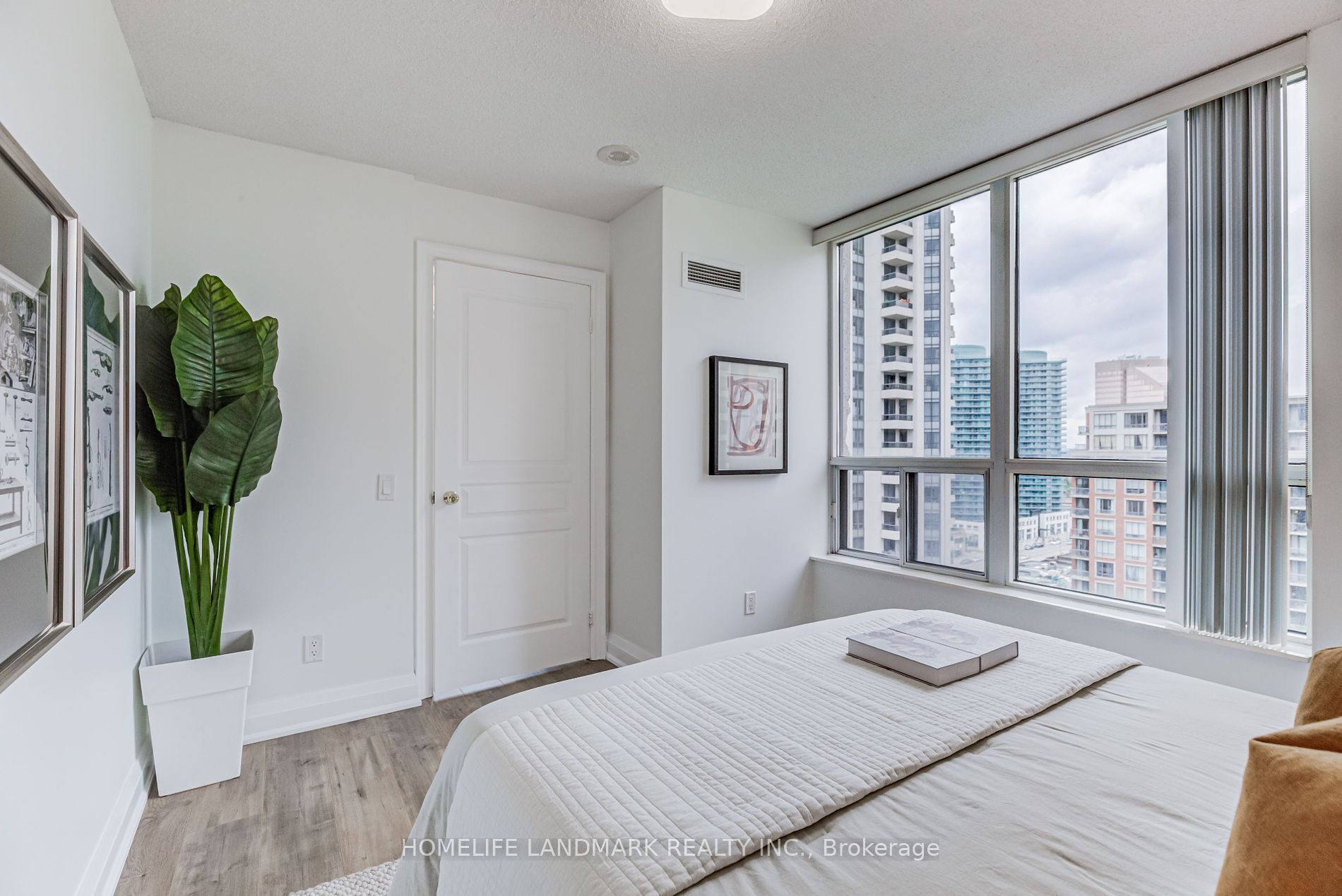 10 Northtown Way N, #1411
