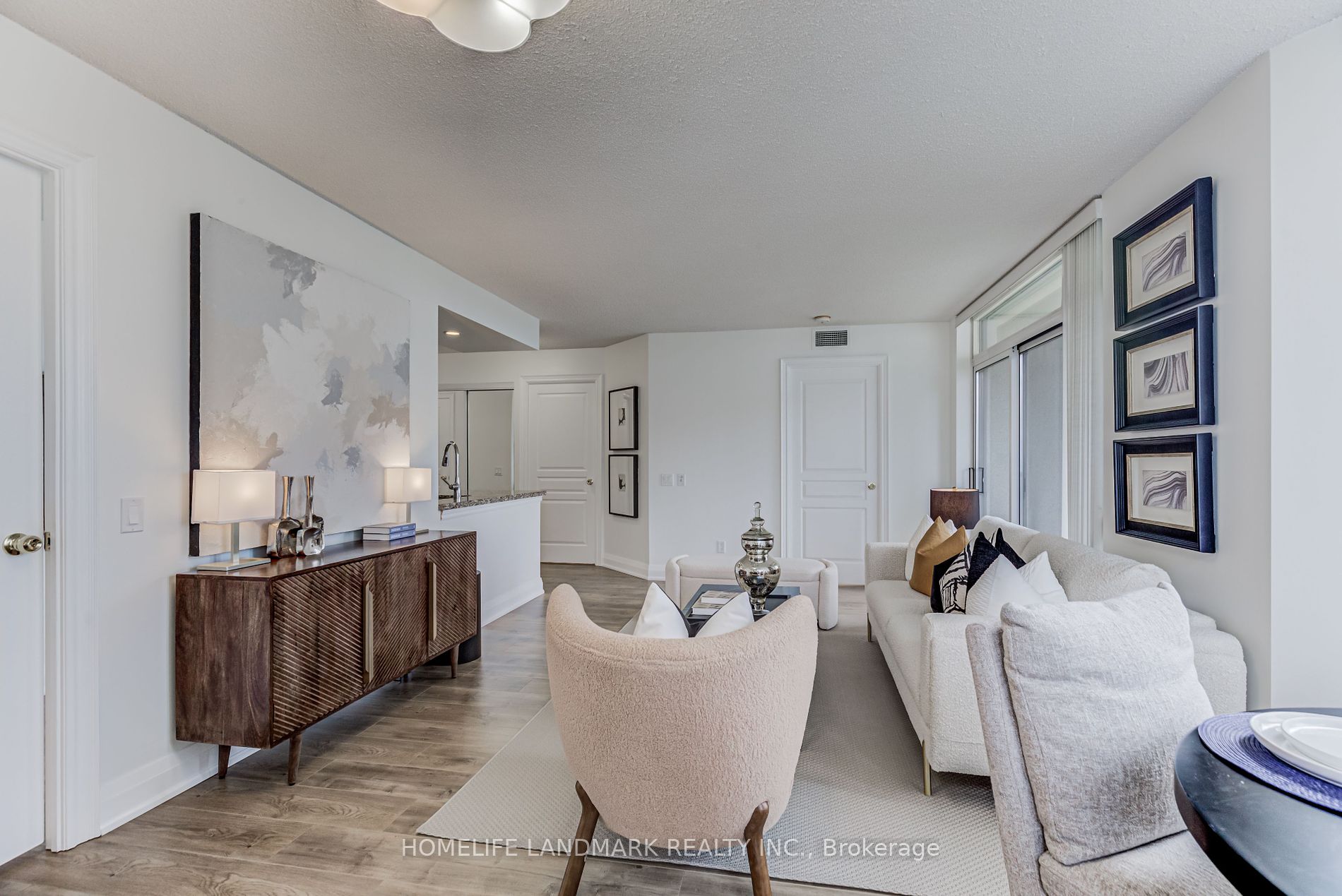 10 Northtown Way N, #1411