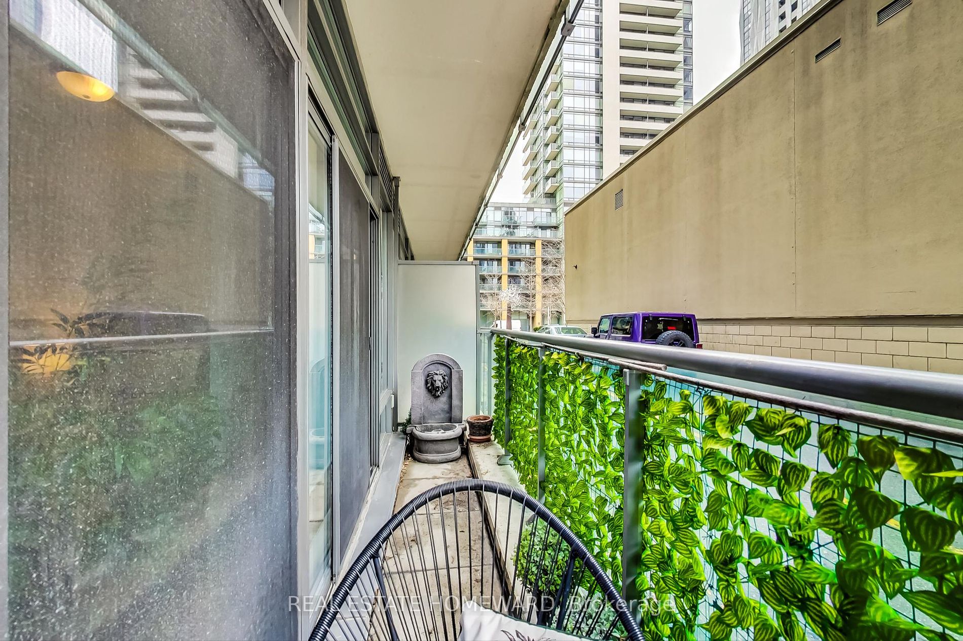 21 Scollard Street #103