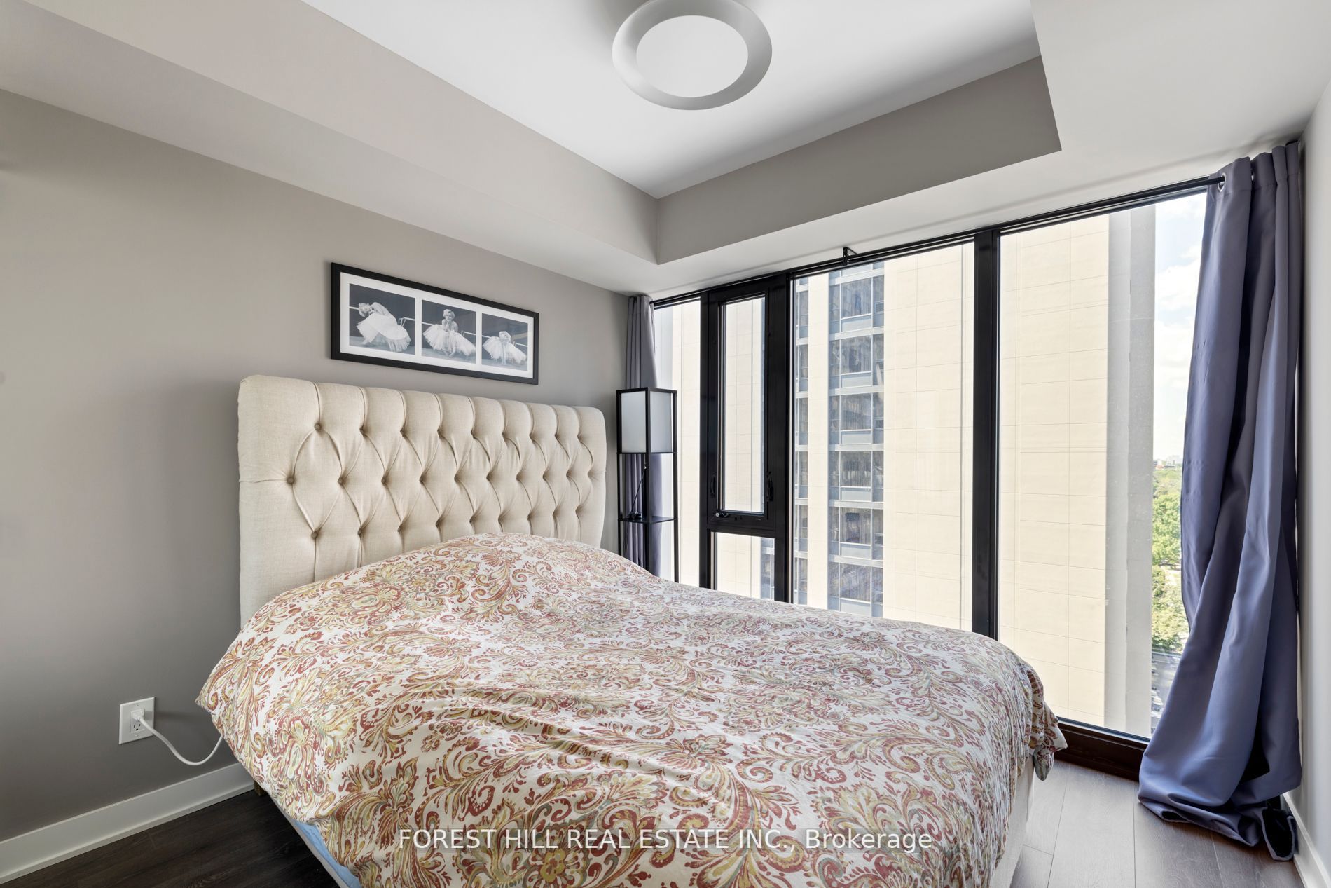 188 Cumberland St, #811